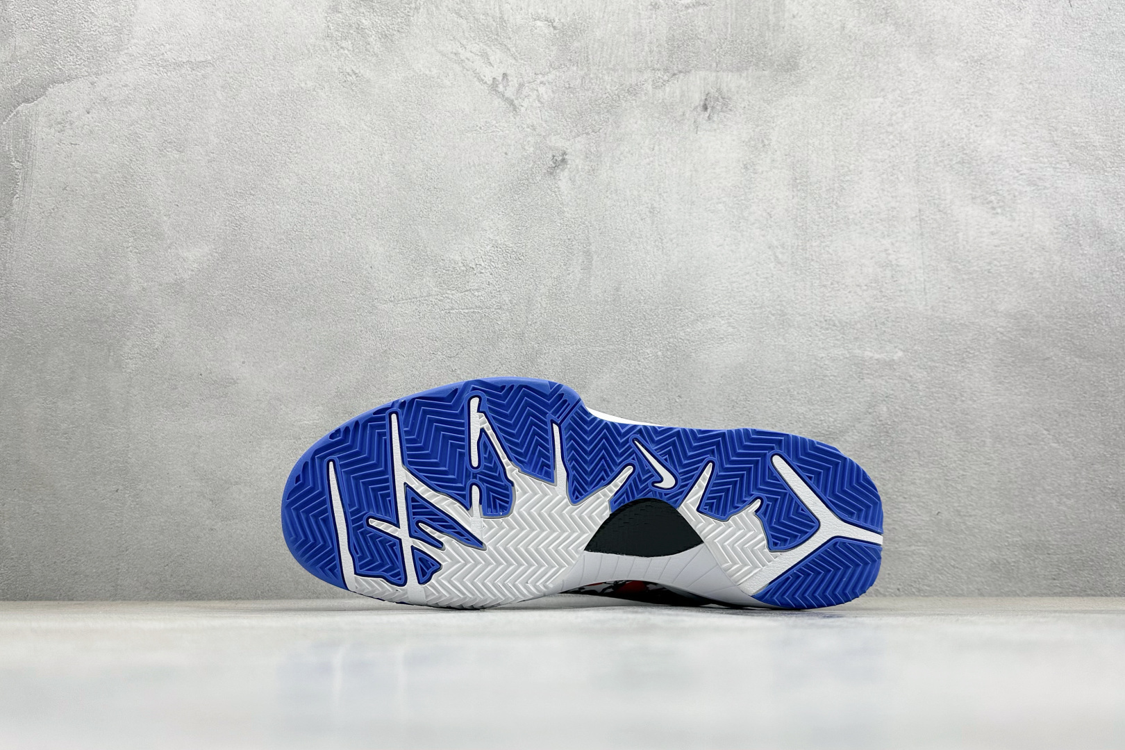 Nike Zoom Kobe 4代 PROTRO CHBL 马年限定 防滑耐磨减震舒适轻便实战篮球鞋 FJ9363-107 Nike Zoom Kobe 4代 PROTRO CHBL 马年限定 防滑耐磨减震舒适轻便实战篮球鞋 FJ9363-107