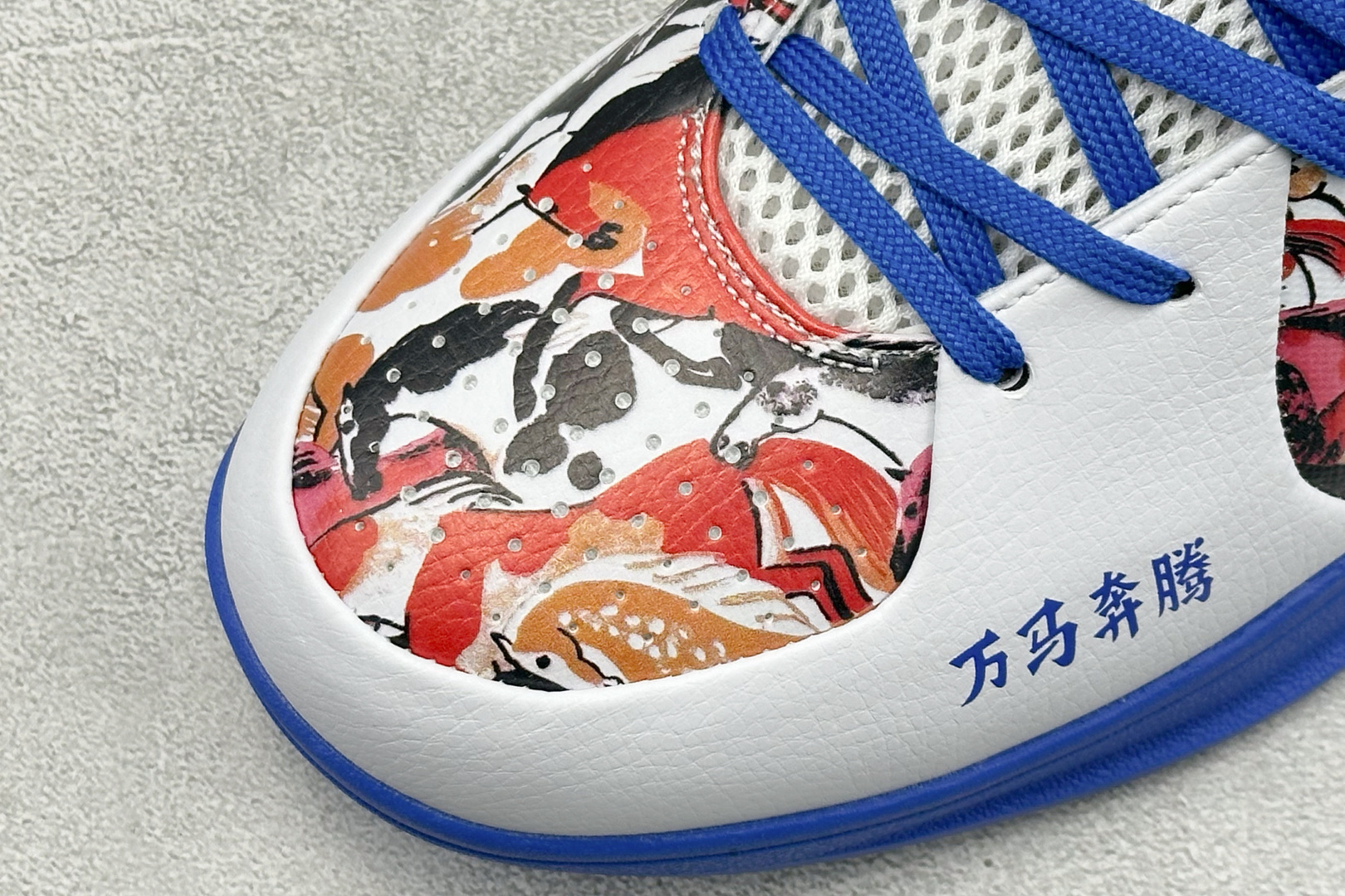 Nike Zoom Kobe 4代 PROTRO CHBL 马年限定 防滑耐磨减震舒适轻便实战篮球鞋 FJ9363-107 Nike Zoom Kobe 4代 PROTRO CHBL 马年限定 防滑耐磨减震舒适轻便实战篮球鞋 FJ9363-107