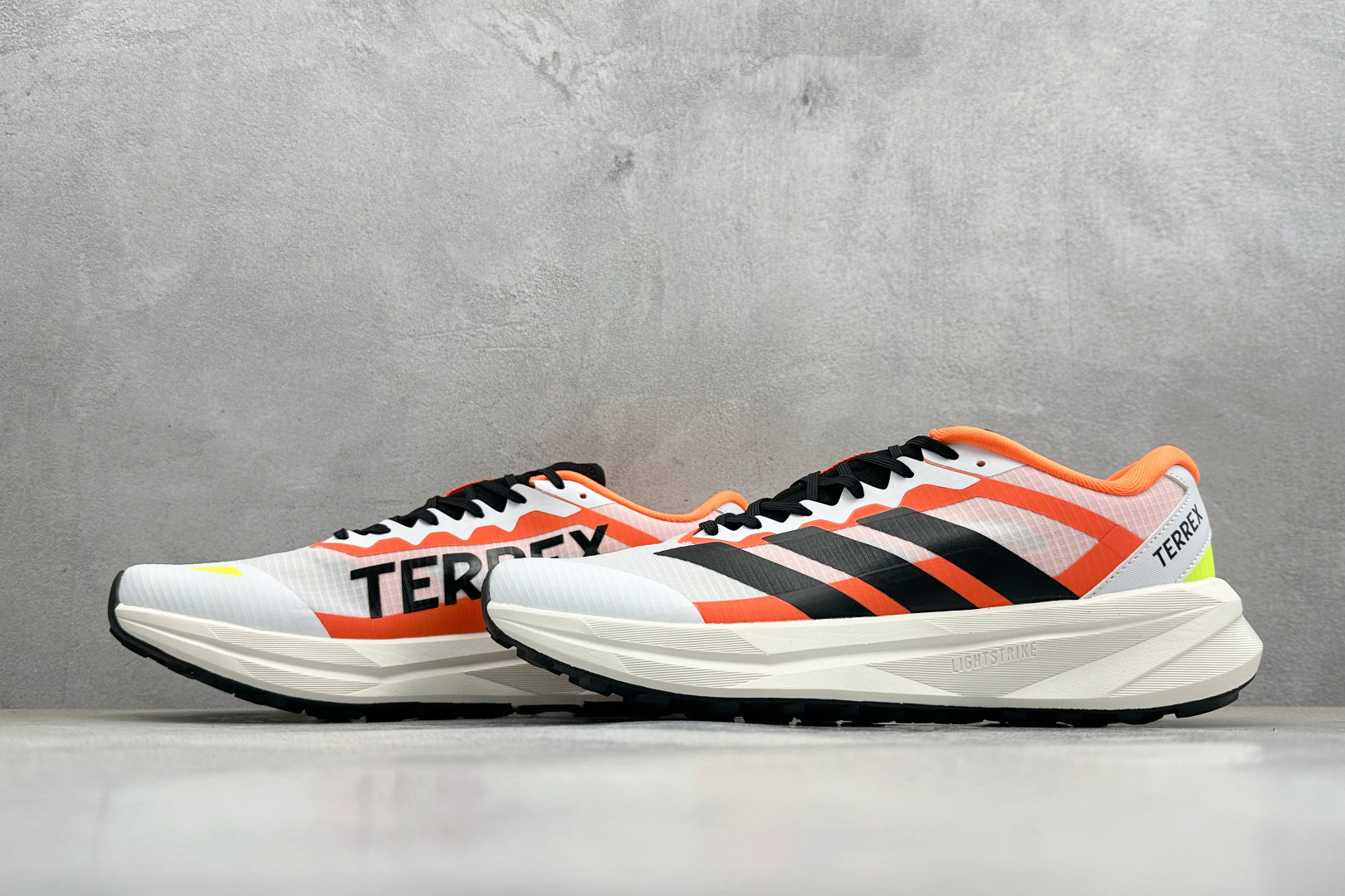 Adidas Terrex Agravic Lt 阿迪超轻透气缓震跑鞋 KK1872-Top High Quatity Cheap Sneakers Fashion Clothing Clothes Bags handbags Shoes of all Brand wholesale With The best Quality And Beautiful Price from China Factory Chinese suppliers wholesaler seller Adidas Terrex Agravic Lt 阿迪超轻透气缓震跑鞋 KK1872