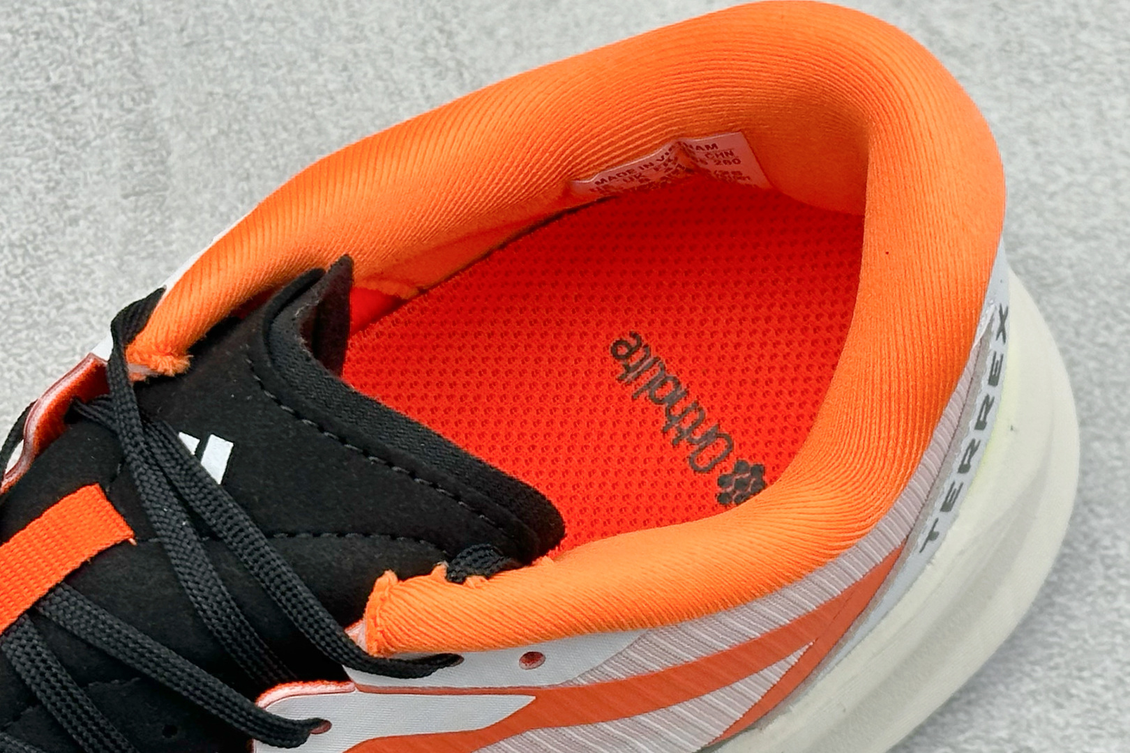 Adidas Terrex Agravic Lt 阿迪超轻透气缓震跑鞋 KK1872-Top High Quatity Cheap Sneakers Fashion Clothing Clothes Bags handbags Shoes of all Brand wholesale With The best Quality And Beautiful Price from China Factory Chinese suppliers wholesaler seller Adidas Terrex Agravic Lt 阿迪超轻透气缓震跑鞋 KK1872