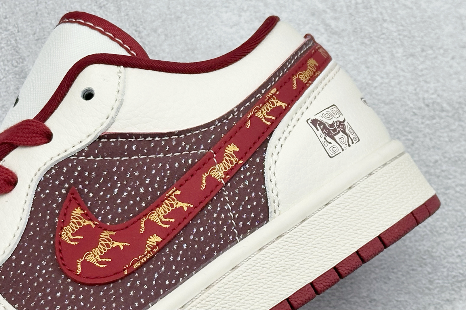Air Jordan 1 Low AJ1 乔1 2026 马年限定 高端定制 低帮复古篮球鞋 LX1988-822-Top High Quatity Cheap Sneakers Fashion Clothing Clothes Bags handbags Shoes of all Brand wholesale With The best Quality And Beautiful Price from China Factory Chinese suppliers wholesaler seller Air Jordan 1 Low AJ1 乔1 2026 马年限定 高端定制 低帮复古篮球鞋 LX1988-822
