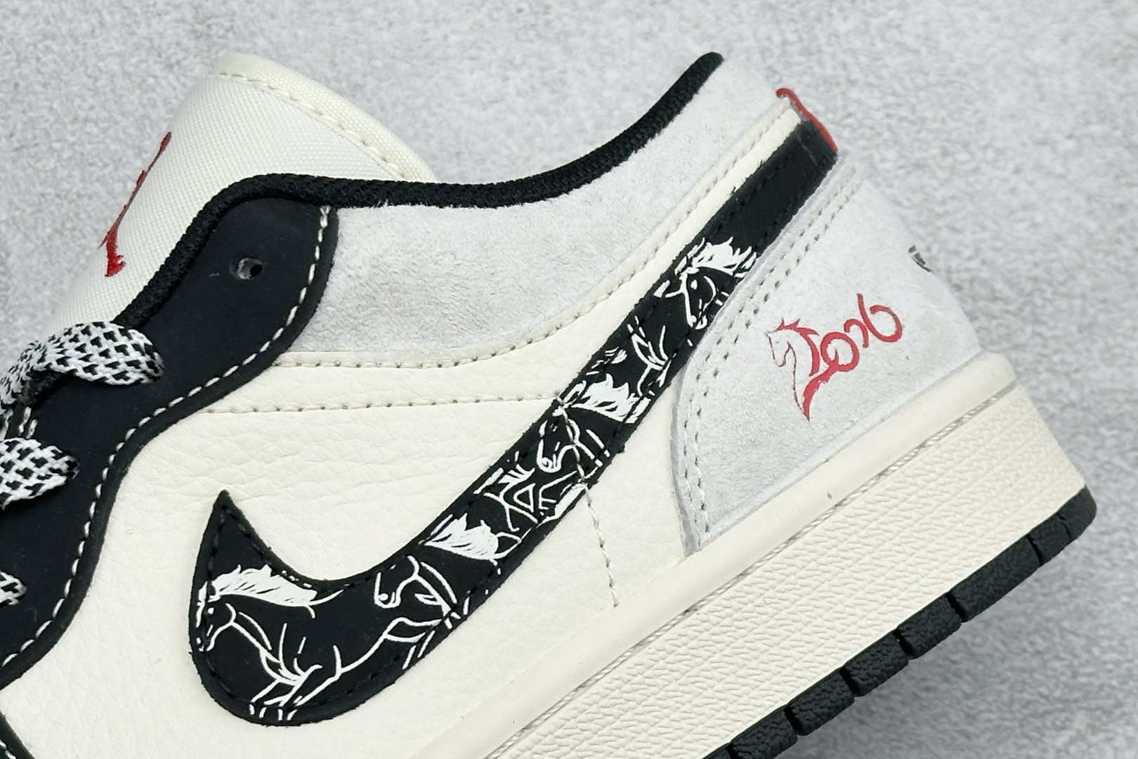 Air Jordan 1 Low AJ1 乔1 2026 马年限定 高端定制 低帮复古篮球鞋 LX1988-826