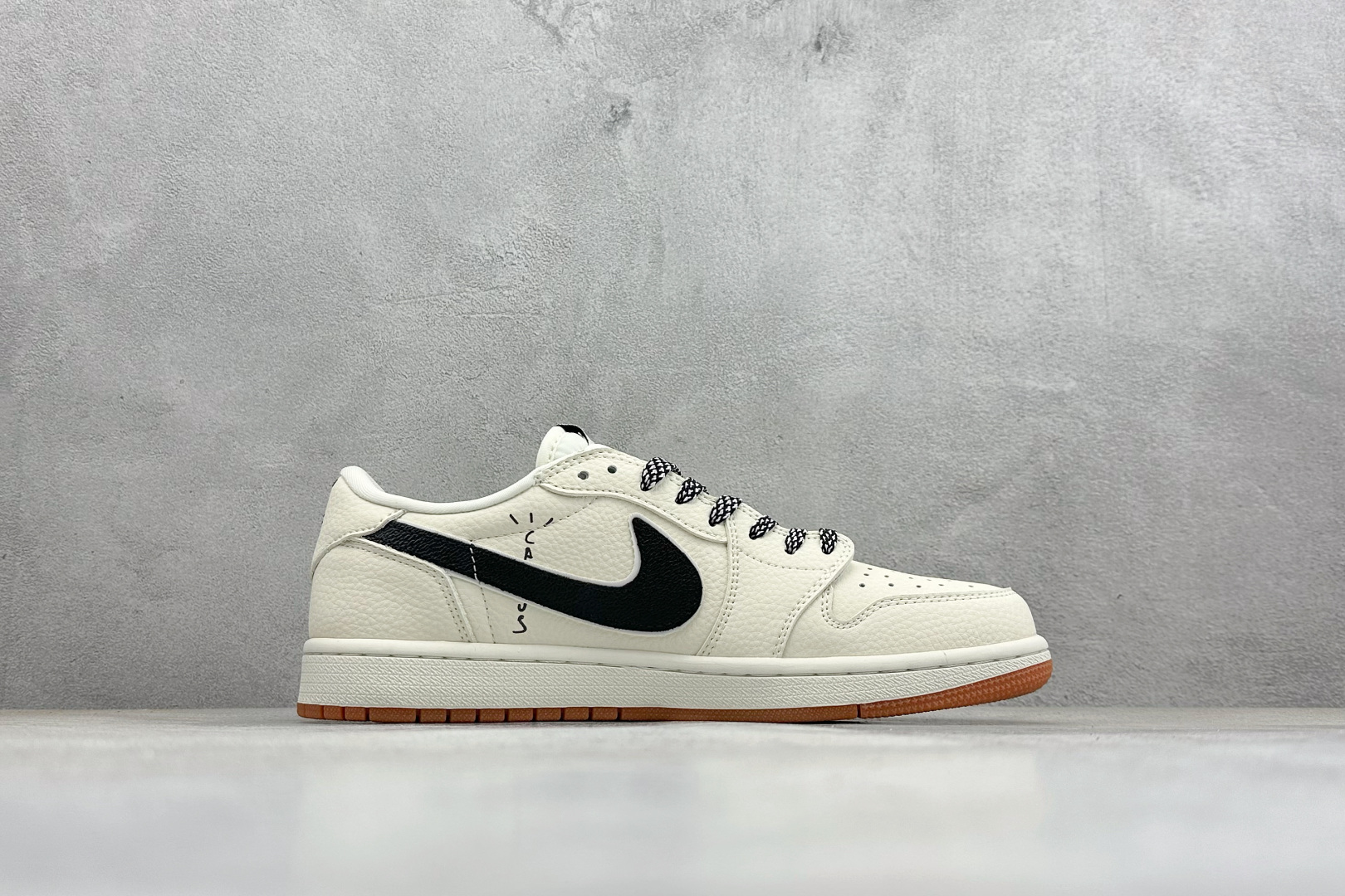 Travis Scott x Fragment Design x Air Jordan 1 Low SP AJ1 乔1米黑撞色 低帮文化休闲板鞋 LD2028-073-Top High Quatity Cheap Sneakers Fashion Clothing Clothes Bags handbags Shoes of all Brand wholesale With The best Quality And Beautiful Price from China Factory Chinese suppliers wholesaler seller Travis Scott x Fragment Design x Air Jordan 1 Low SP AJ1 乔1米黑撞色 低帮文化休闲板鞋 LD2028-073