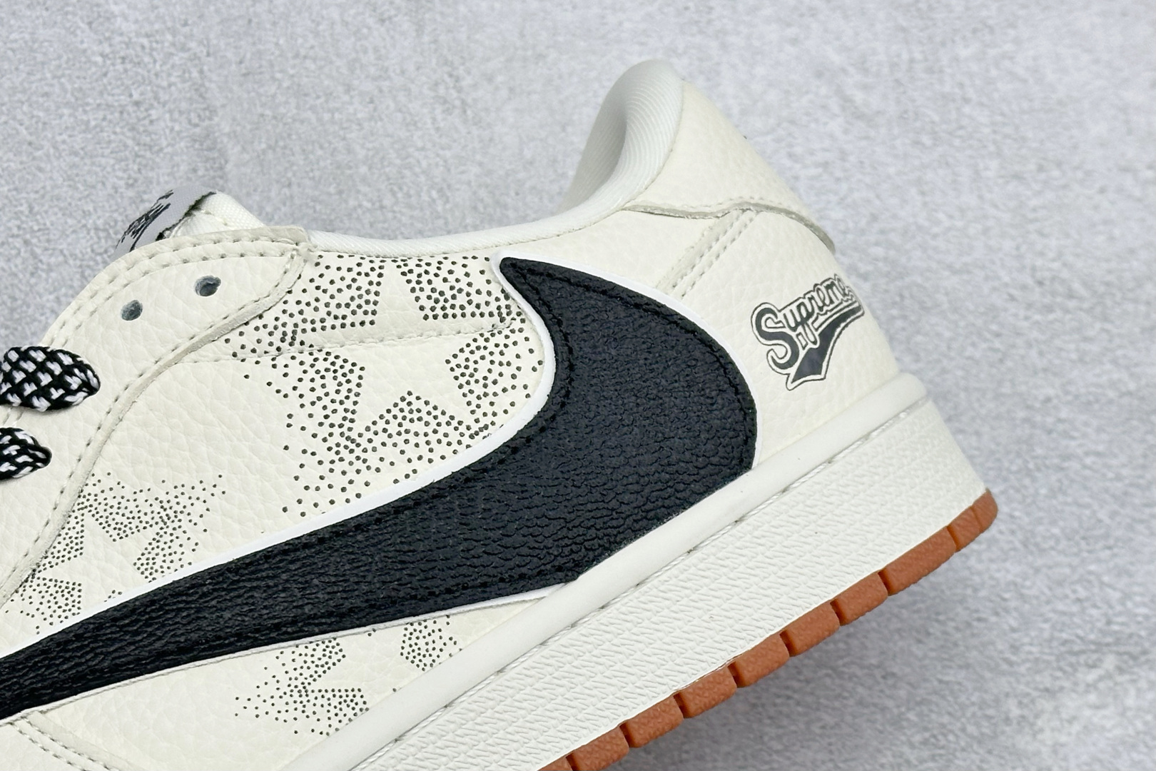 Travis Scott x Fragment Design x Air Jordan 1 Low SP AJ1 乔1米黑撞色 低帮文化休闲板鞋 LD2028-073-Top High Quatity Cheap Sneakers Fashion Clothing Clothes Bags handbags Shoes of all Brand wholesale With The best Quality And Beautiful Price from China Factory Chinese suppliers wholesaler seller Travis Scott x Fragment Design x Air Jordan 1 Low SP AJ1 乔1米黑撞色 低帮文化休闲板鞋 LD2028-073