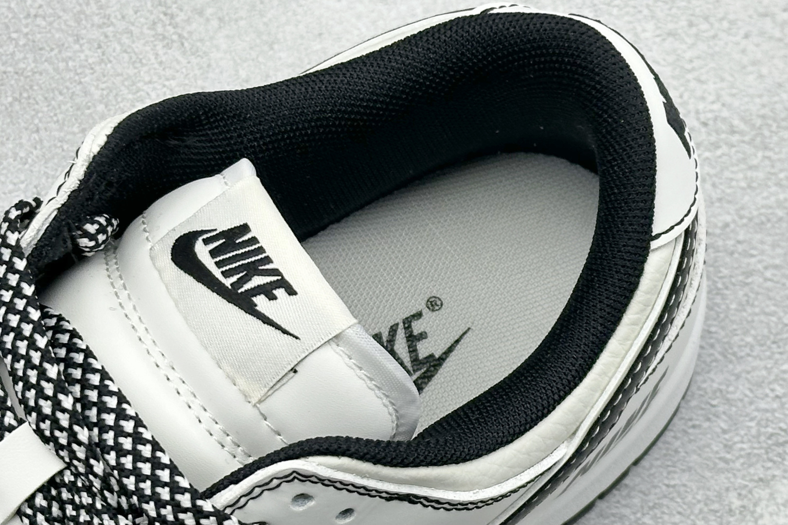 Nike Dunk Low 解构风黑白经典款 以经典 Dunk Low 鞋型为基底 CS1688-136