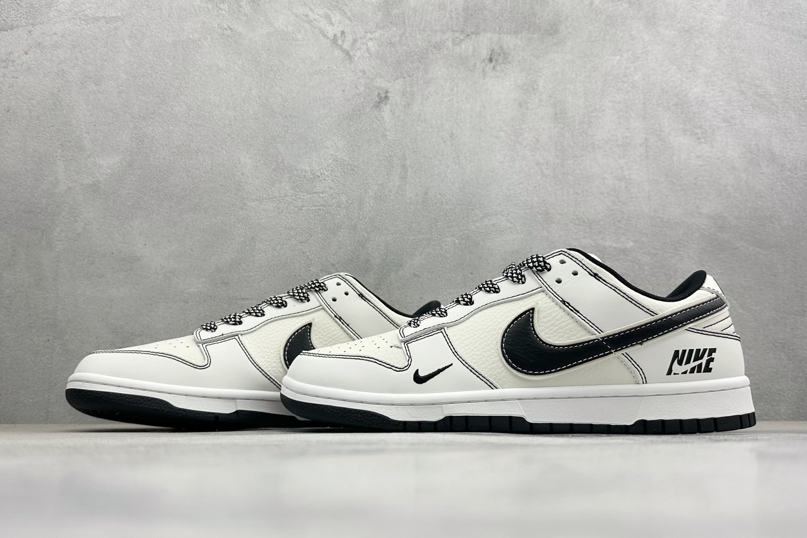 Nike Dunk Low 解构风黑白经典款 以经典 Dunk Low 鞋型为基底 CS1688-136