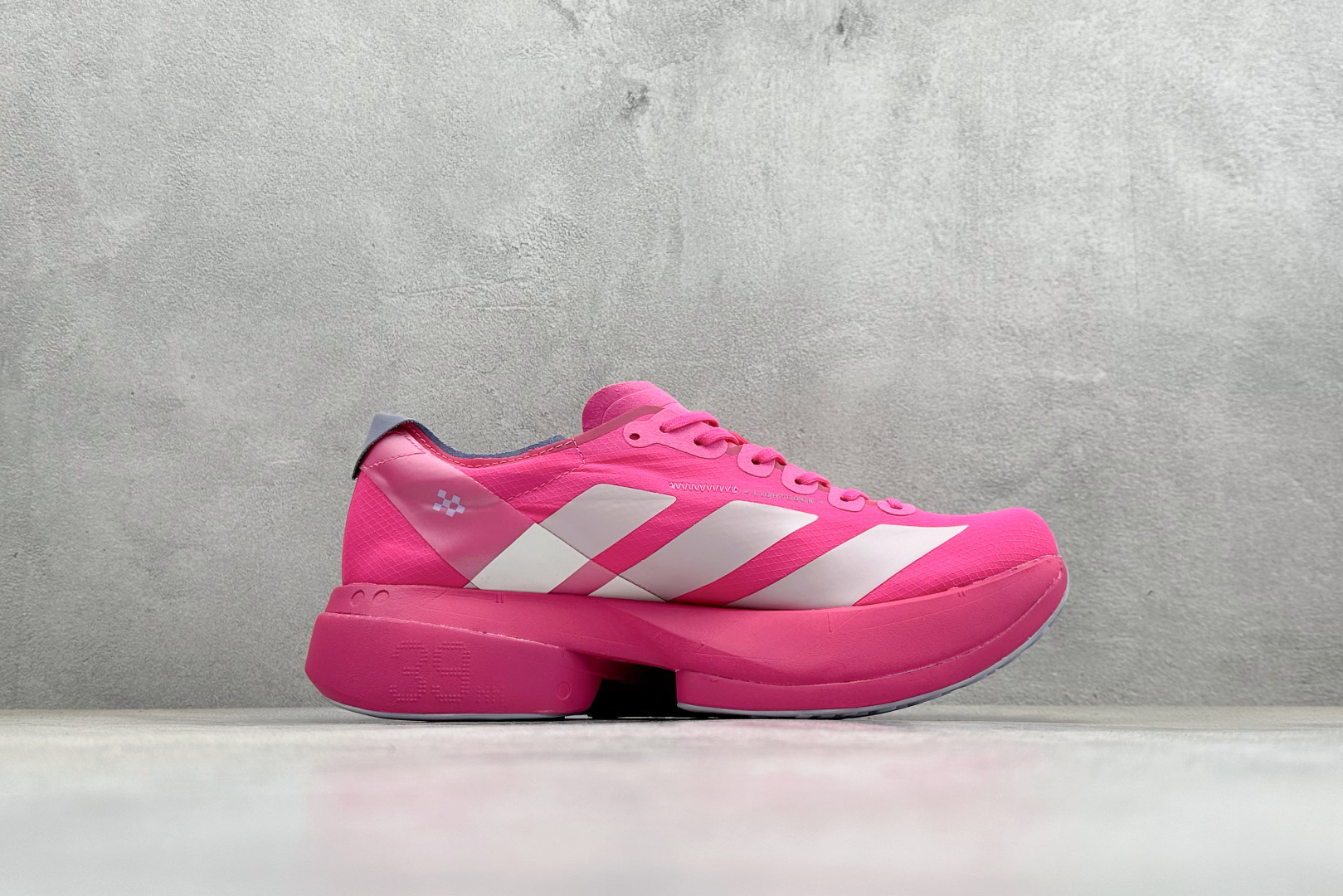 Adidas Adizero Adios 4 M 阿迪透气轻盈低帮跑步鞋 JR1269