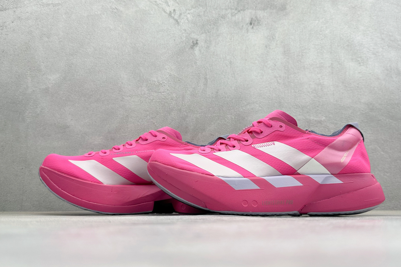 Adidas Adizero Adios 4 M 阿迪透气轻盈低帮跑步鞋 JR1269