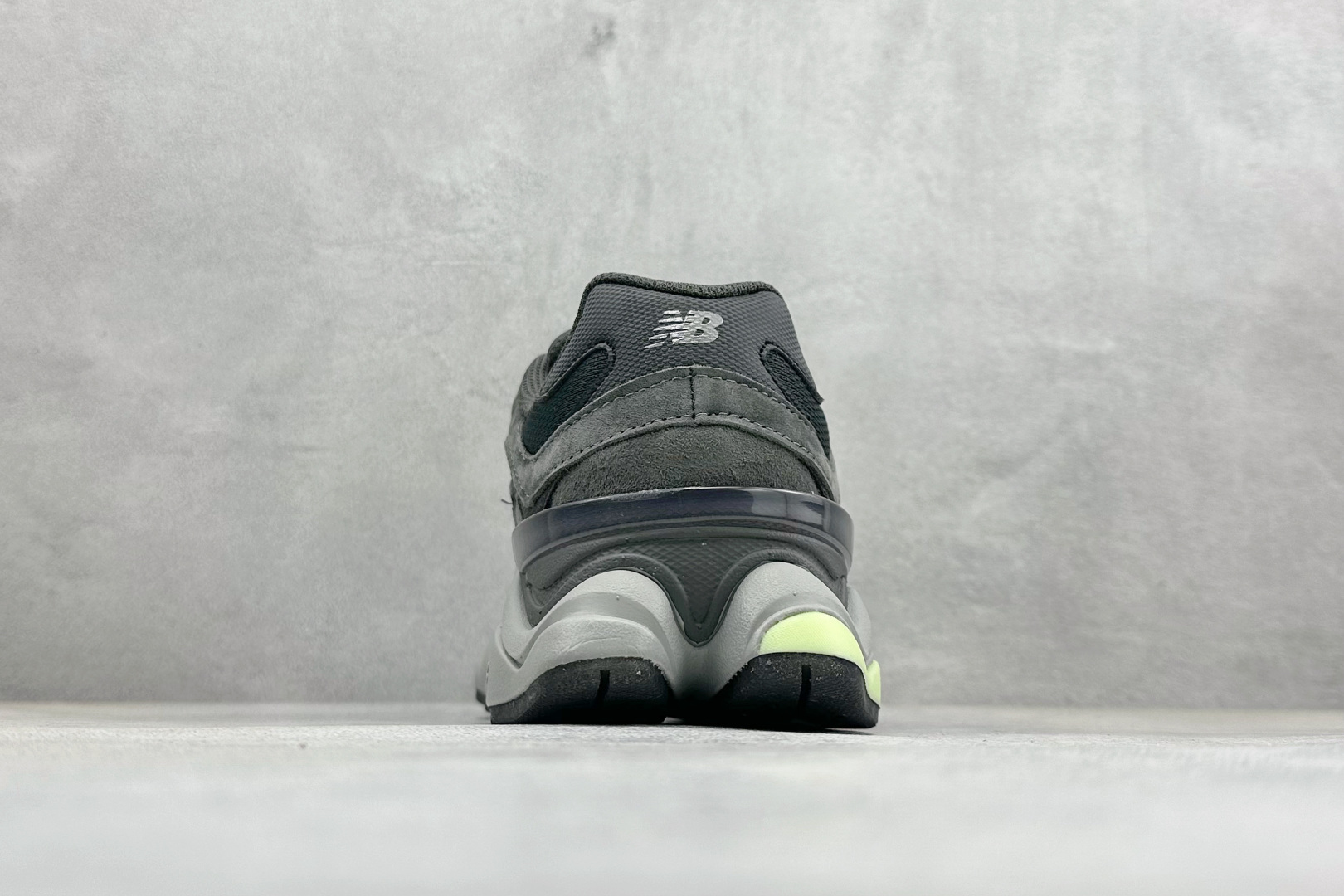 Joe Freshgoods x New Balance NB9060 联名款 复古休闲运动慢跑鞋 U90602P8-Top High Quatity Cheap Sneakers Fashion Clothing Clothes Bags handbags Shoes of all Brand wholesale With The best Quality And Beautiful Price from China Factory Chinese suppliers wholesaler seller Joe Freshgoods x New Balance NB9060 联名款 复古休闲运动慢跑鞋 U90602P8