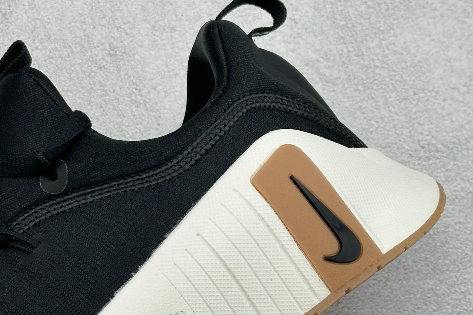 Nike Free Metcon 6 耐克网布圆头系带减震防滑生活休闲鞋 FJ7127-010 Nike Free Metcon 6 耐克网布圆头系带减震防滑生活休闲鞋 FJ7127-010