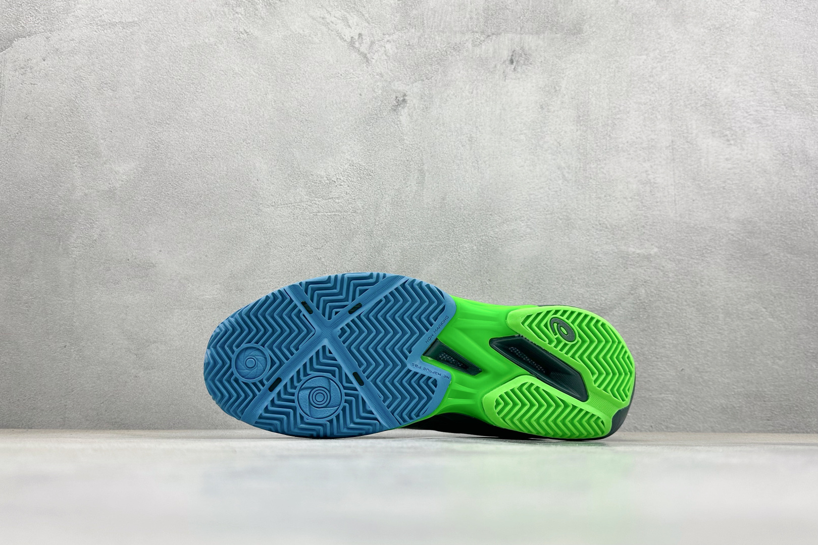 Asics Solution Speed FF 4 Novak 亚瑟竞速跑步鞋 1201A019-007-Top High Quatity Cheap Sneakers Fashion Clothing Clothes Bags handbags Shoes of all Brand wholesale With The best Quality And Beautiful Price from China Factory Chinese suppliers wholesaler seller Asics Solution Speed FF 4 Novak 亚瑟竞速跑步鞋 1201A019-007