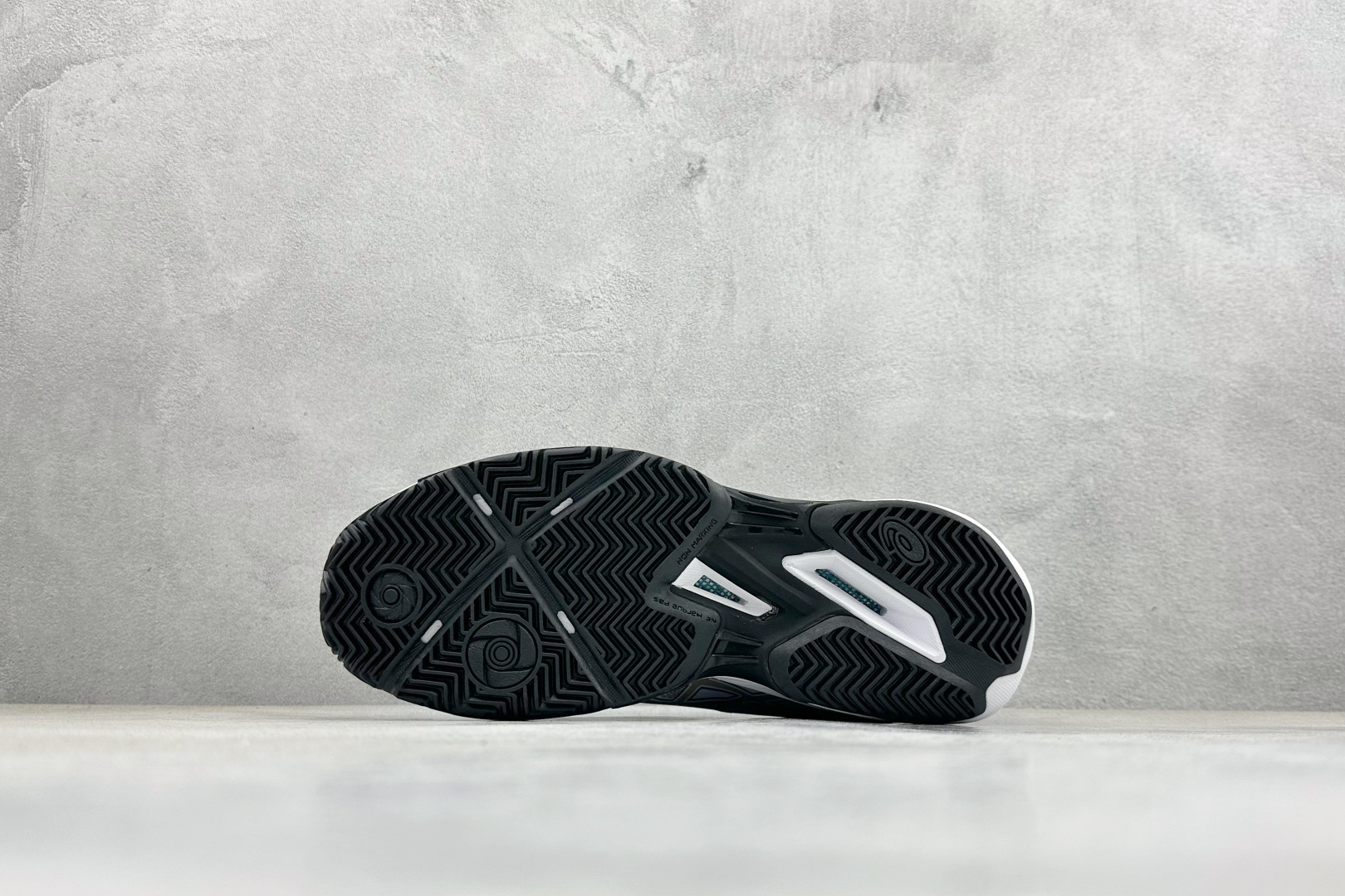 Asics Solution Speed FF 4 Novak 亚瑟竞速跑步鞋 1201A019-101 Asics Solution Speed FF 4 Novak 亚瑟竞速跑步鞋 1201A019-101