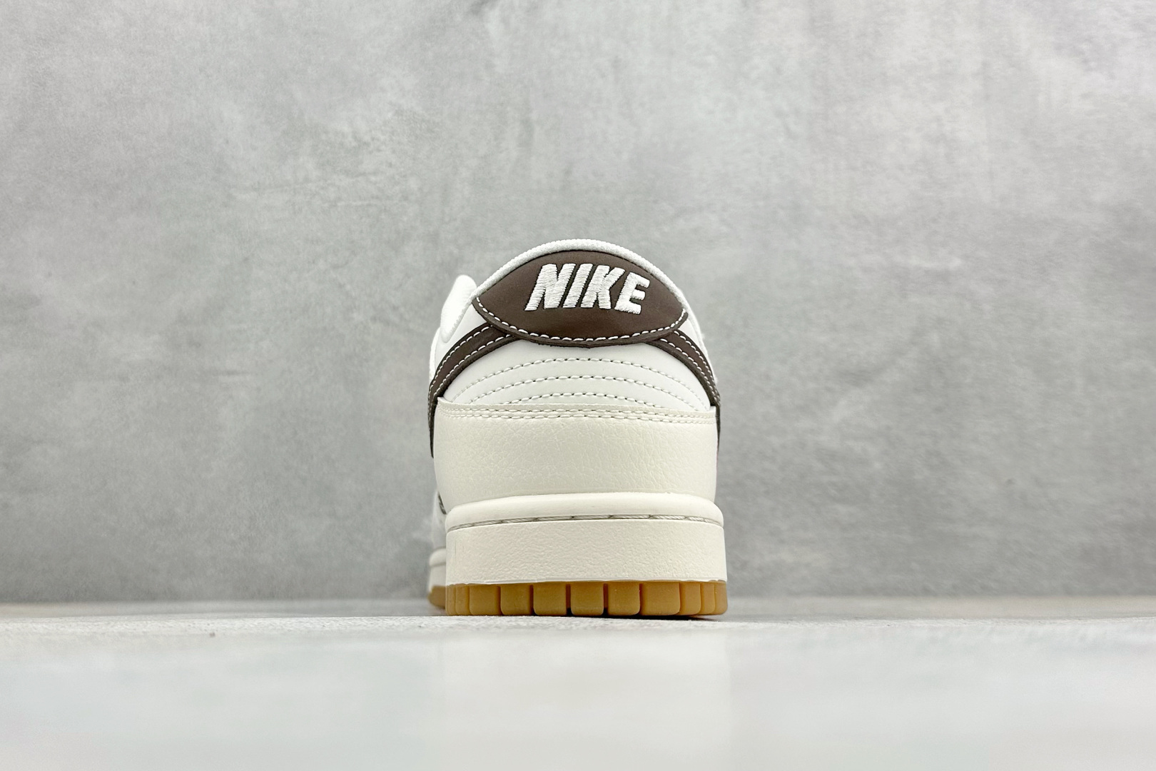 Nike Dunk Low Retro 马年限定 周年高端定制 低帮休闲板鞋 DX2688-011 Nike Dunk Low Retro 马年限定 周年高端定制 低帮休闲板鞋 DX2688-011