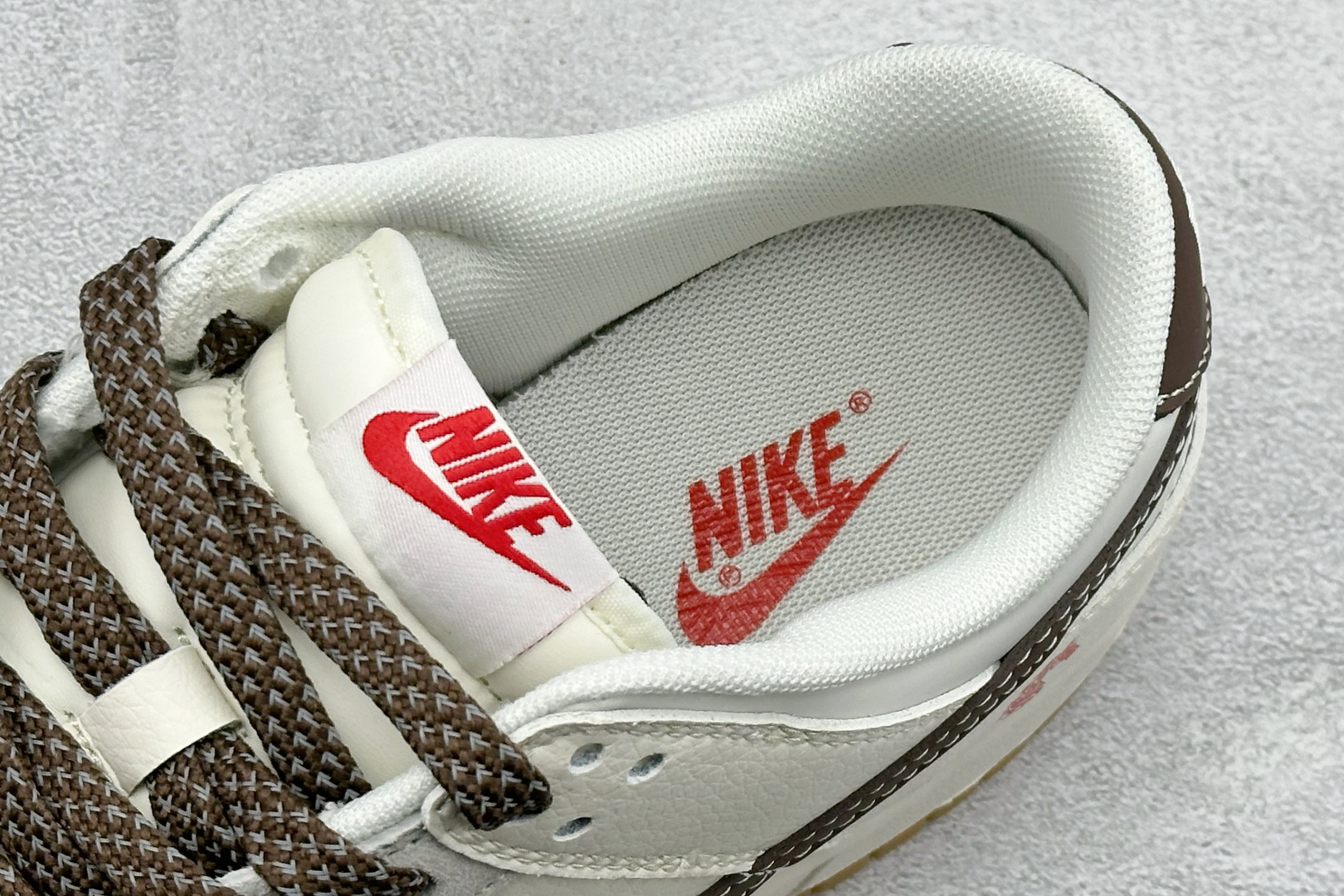 Nike Dunk Low Retro 马年限定 周年高端定制 低帮休闲板鞋 DX2688-011 Nike Dunk Low Retro 马年限定 周年高端定制 低帮休闲板鞋 DX2688-011
