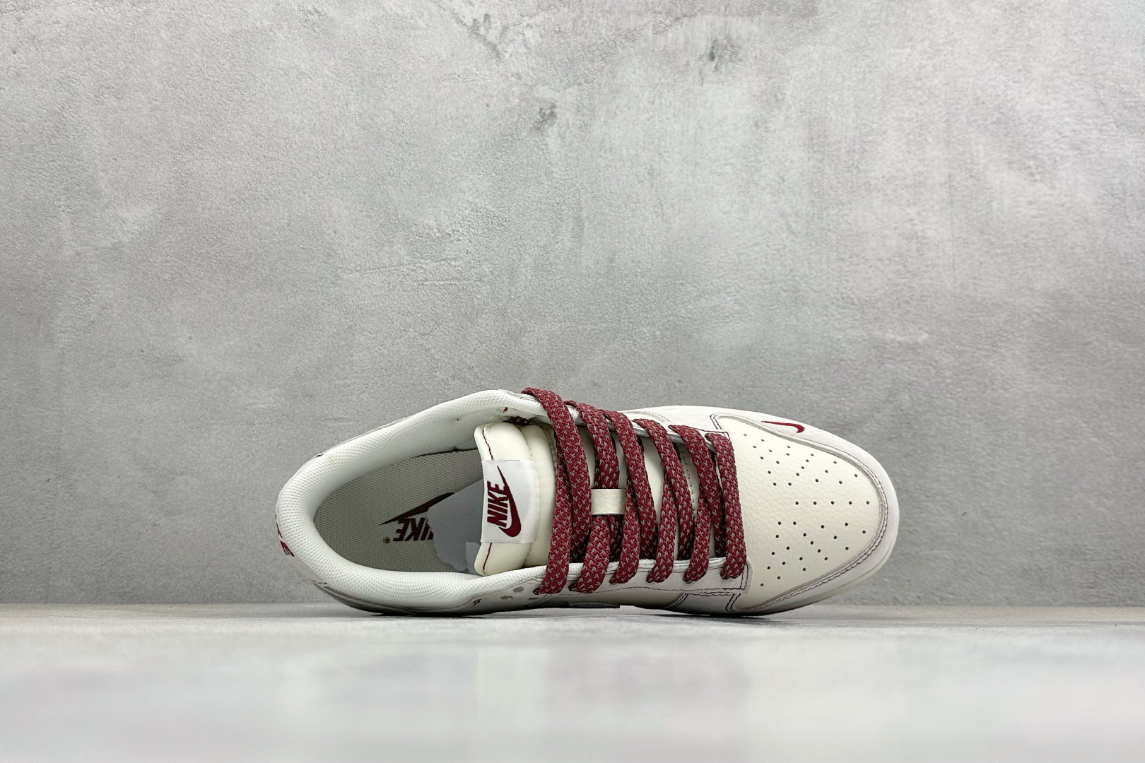 Nike Dunk Low Retro 马年限定 周年高端定制 低帮休闲板鞋 DX2688-014 Nike Dunk Low Retro 马年限定 周年高端定制 低帮休闲板鞋 DX2688-014