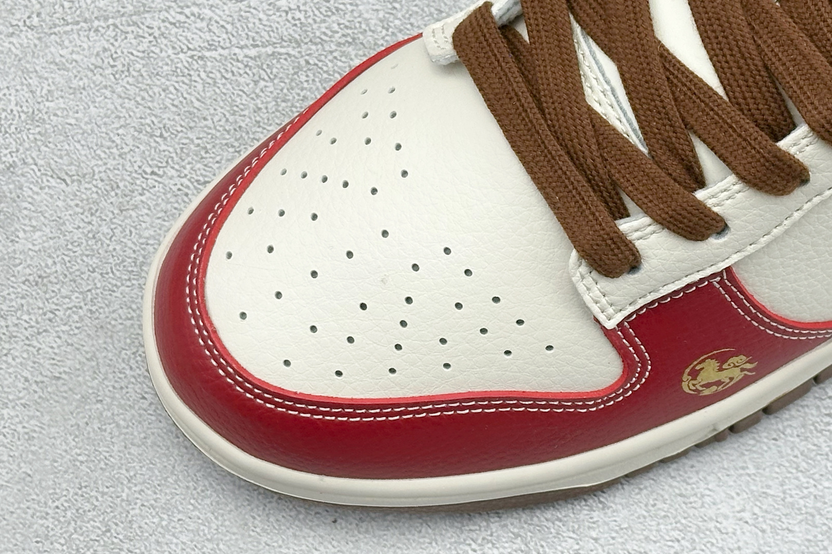 260 Nike Dunk Low Retro 马年限定 周年高端定制 低帮休闲板鞋 SD6868-116-Chinese UA Cheap High Quatity Brand Clothes Bags handbags Sneakers wholesale wholesaler seller from China Factory suppliers Fashion Clothing Shoes best Quality Beautiful Price 260 Nike Dunk Low Retro 马年限定 周年高端定制 低帮休闲板鞋 SD6868-116