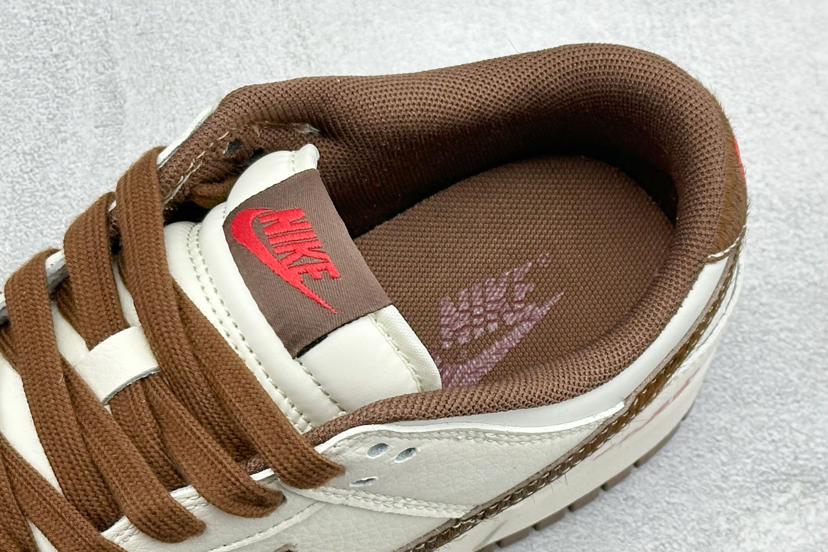 260 Nike Dunk Low Retro 马年限定 周年高端定制 低帮休闲板鞋 SD6868-116-Chinese UA Cheap High Quatity Brand Clothes Bags handbags Sneakers wholesale wholesaler seller from China Factory suppliers Fashion Clothing Shoes best Quality Beautiful Price 260 Nike Dunk Low Retro 马年限定 周年高端定制 低帮休闲板鞋 SD6868-116
