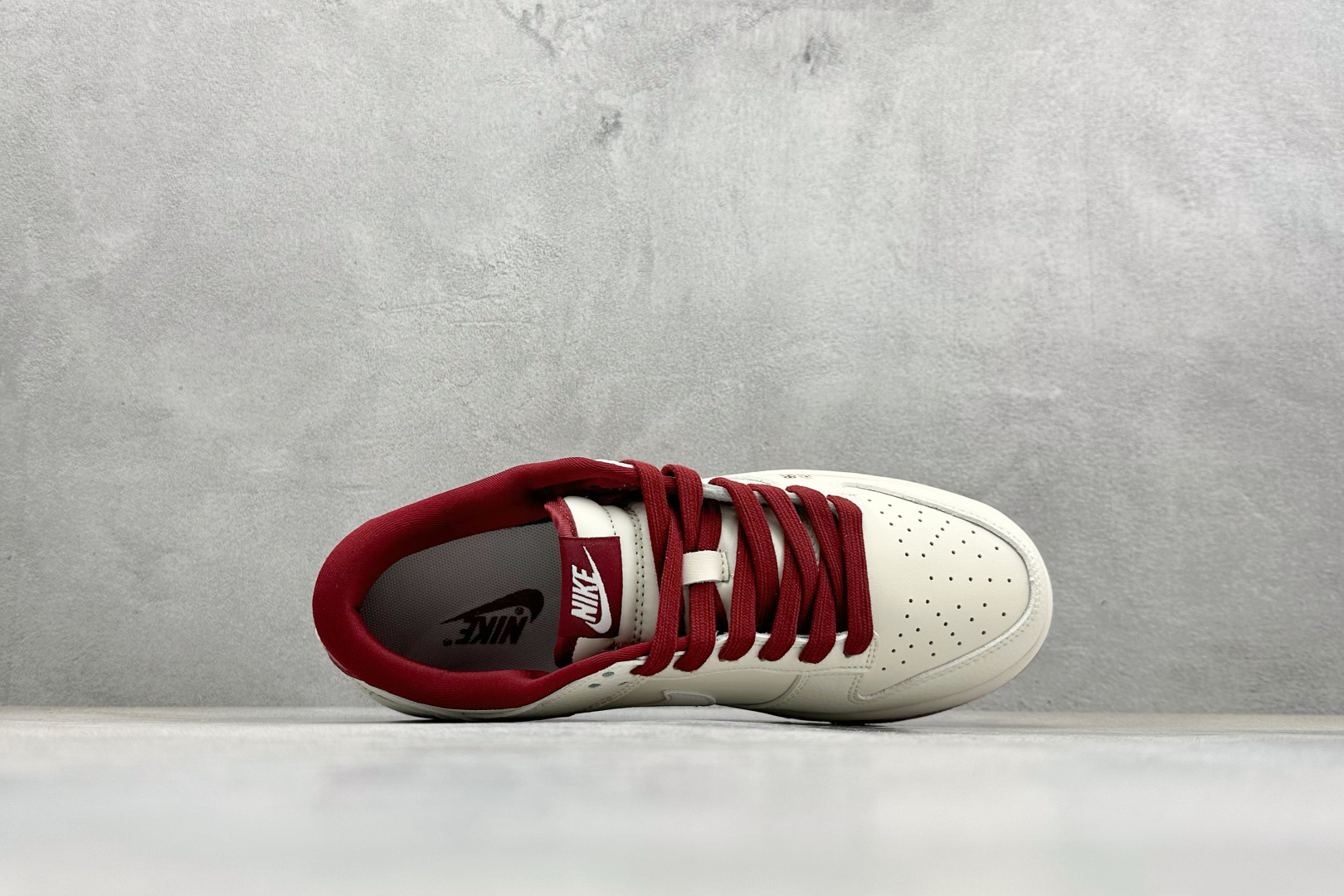 Nike Dunk Low Retro 马年限定 周年高端定制 低帮休闲板鞋 QW5288-111 Nike Dunk Low Retro 马年限定 周年高端定制 低帮休闲板鞋 QW5288-111