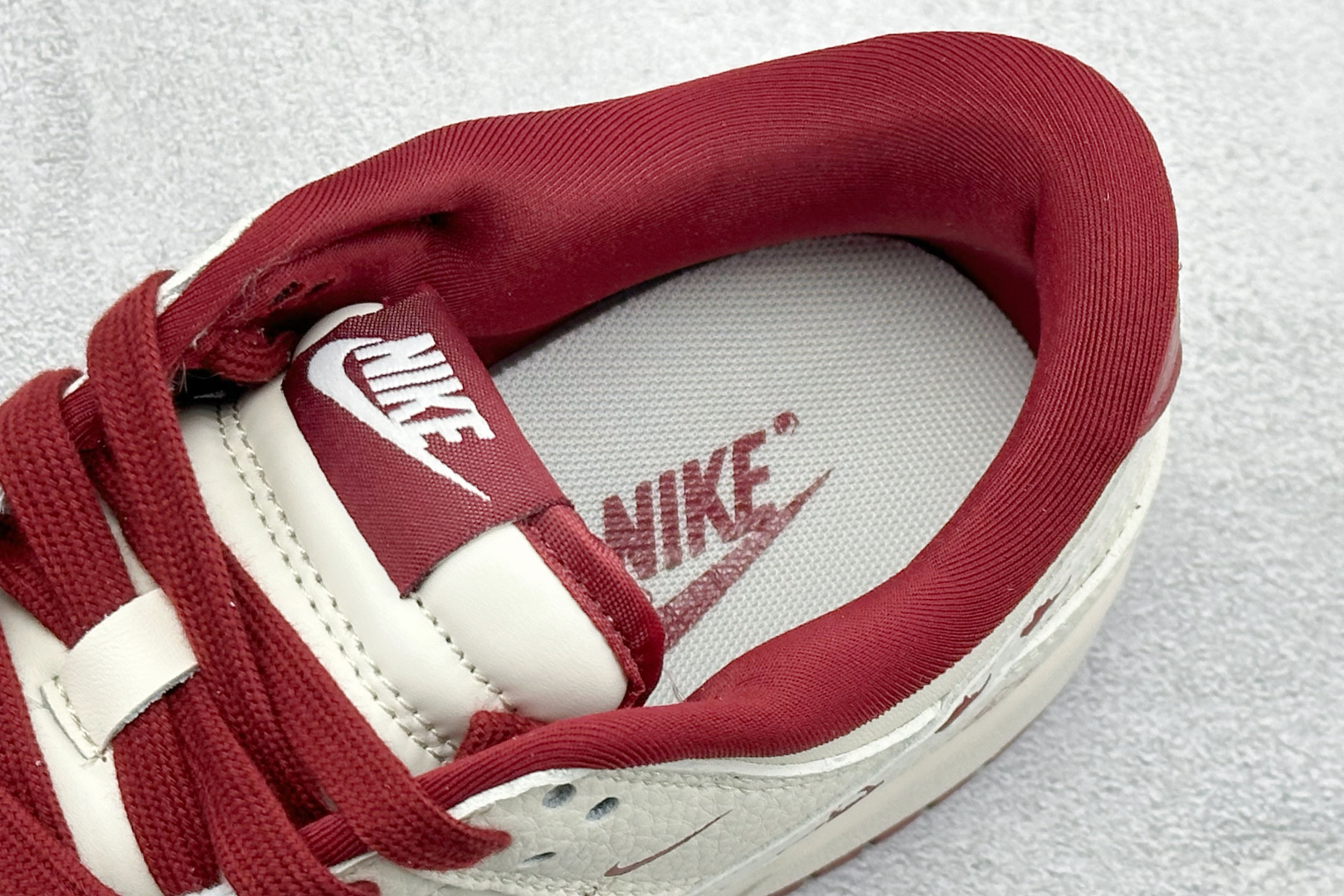 Nike Dunk Low Retro 马年限定 周年高端定制 低帮休闲板鞋 QW5288-111 Nike Dunk Low Retro 马年限定 周年高端定制 低帮休闲板鞋 QW5288-111