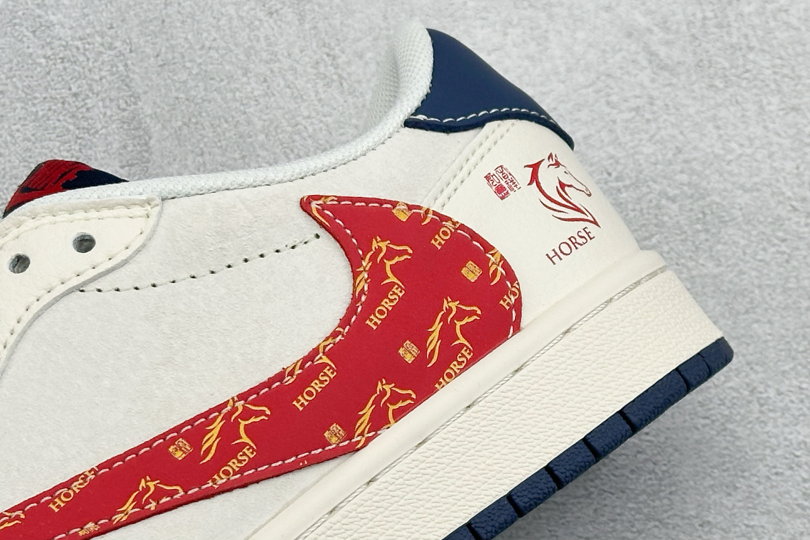 260 Air Jordan 1 Low AJ1 乔1 马年限定 高端定制 低帮倒钩复古篮球鞋 ZH2598-905-Chinese UA Cheap High Quatity Brand Clothes Bags handbags Sneakers wholesale wholesaler seller from China Factory suppliers Fashion Clothing Shoes best Quality Beautiful Price 260 Air Jordan 1 Low AJ1 乔1 马年限定 高端定制 低帮倒钩复古篮球鞋 ZH2598-905