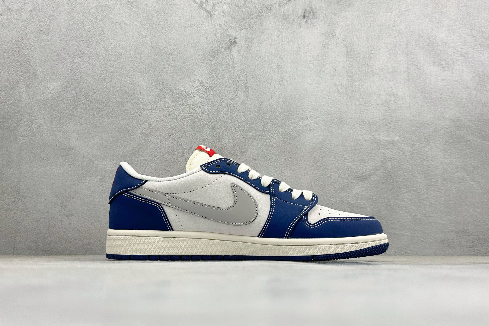 Air Jordan 1 Low AJ1 乔1 马年限定 2026 高端定制 低帮倒钩复古篮球鞋 JJ2508-106