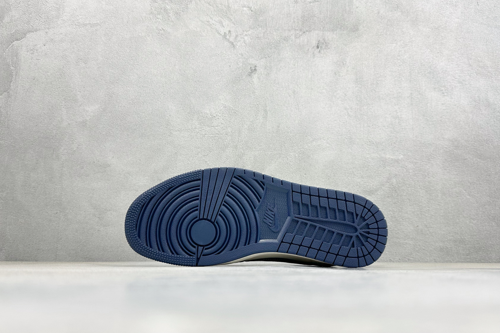 Air Jordan 1 Low AJ1 乔1 马年限定 2026 高端定制 低帮倒钩复古篮球鞋 MY9969-803-Top High Quatity Cheap Sneakers Fashion Clothing Clothes Bags handbags Shoes of all Brand wholesale With The best Quality And Beautiful Price from China Factory Chinese suppliers wholesaler seller Air Jordan 1 Low AJ1 乔1 马年限定 2026 高端定制 低帮倒钩复古篮球鞋 MY9969-803