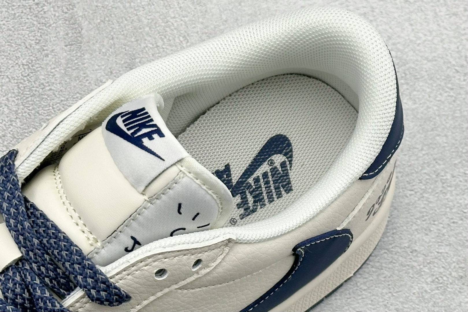 Air Jordan 1 Low AJ1 乔1 马年限定 2026 高端定制 低帮倒钩复古篮球鞋 MY9969-803-Top High Quatity Cheap Sneakers Fashion Clothing Clothes Bags handbags Shoes of all Brand wholesale With The best Quality And Beautiful Price from China Factory Chinese suppliers wholesaler seller Air Jordan 1 Low AJ1 乔1 马年限定 2026 高端定制 低帮倒钩复古篮球鞋 MY9969-803