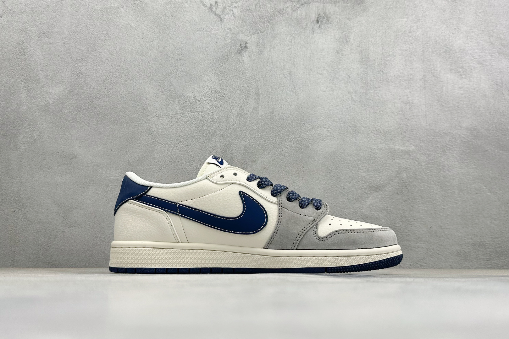Air Jordan 1 Low AJ1 乔1 马年限定 2026 高端定制 低帮倒钩复古篮球鞋 MY9969-803-Top High Quatity Cheap Sneakers Fashion Clothing Clothes Bags handbags Shoes of all Brand wholesale With The best Quality And Beautiful Price from China Factory Chinese suppliers wholesaler seller Air Jordan 1 Low AJ1 乔1 马年限定 2026 高端定制 低帮倒钩复古篮球鞋 MY9969-803