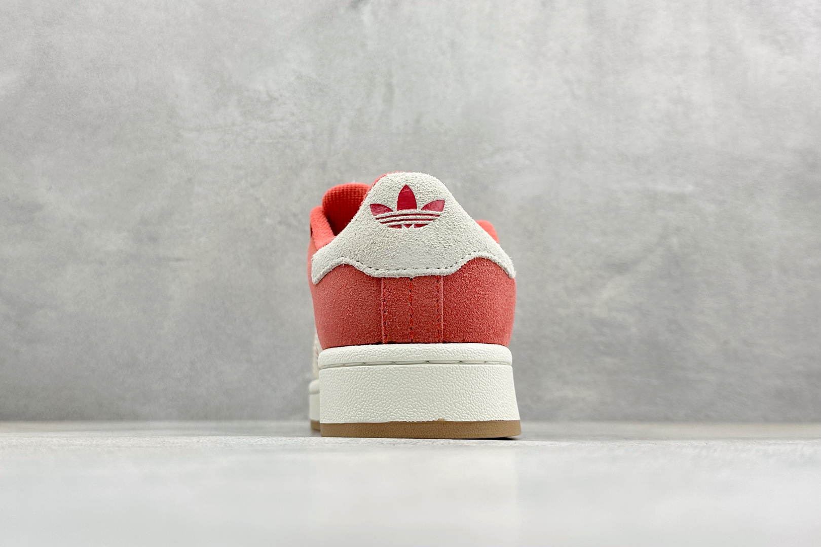 TG版AD Originals Campus 00s 学院系列面包风复古休闲运动板鞋 JQ5805-Top High Quatity Cheap Sneakers Fashion Clothing Clothes Bags handbags Shoes of all Brand wholesale With The best Quality And Beautiful Price from China Factory Chinese suppliers wholesaler seller TG版AD Originals Campus 00s 学院系列面包风复古休闲运动板鞋 JQ5805