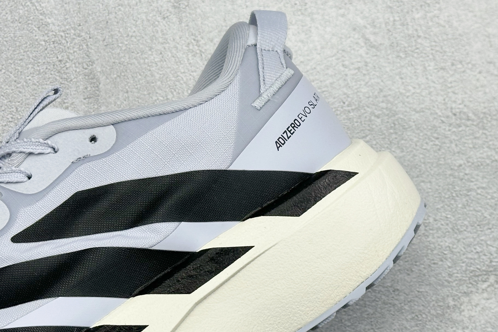 TY版AD ADIZERO EVO SL ATR 阿迪超轻透气缓震跑鞋 KK2677-Top High Quatity Cheap Sneakers Fashion Clothing Clothes Bags handbags Shoes of all Brand wholesale With The best Quality And Beautiful Price from China Factory Chinese suppliers wholesaler seller TY版AD ADIZERO EVO SL ATR 阿迪超轻透气缓震跑鞋 KK2677
