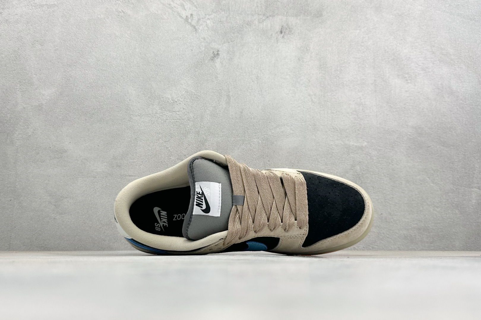 200 K版Nike SB Dunk Low 卡其黑蓝勾 低帮休闲板鞋 HJ0367-200-Chinese UA Cheap High Quatity Brand Clothes Bags handbags Sneakers wholesale wholesaler seller from China Factory suppliers Fashion Clothing Shoes best Quality Beautiful Price 200 K版Nike SB Dunk Low 卡其黑蓝勾 低帮休闲板鞋 HJ0367-200