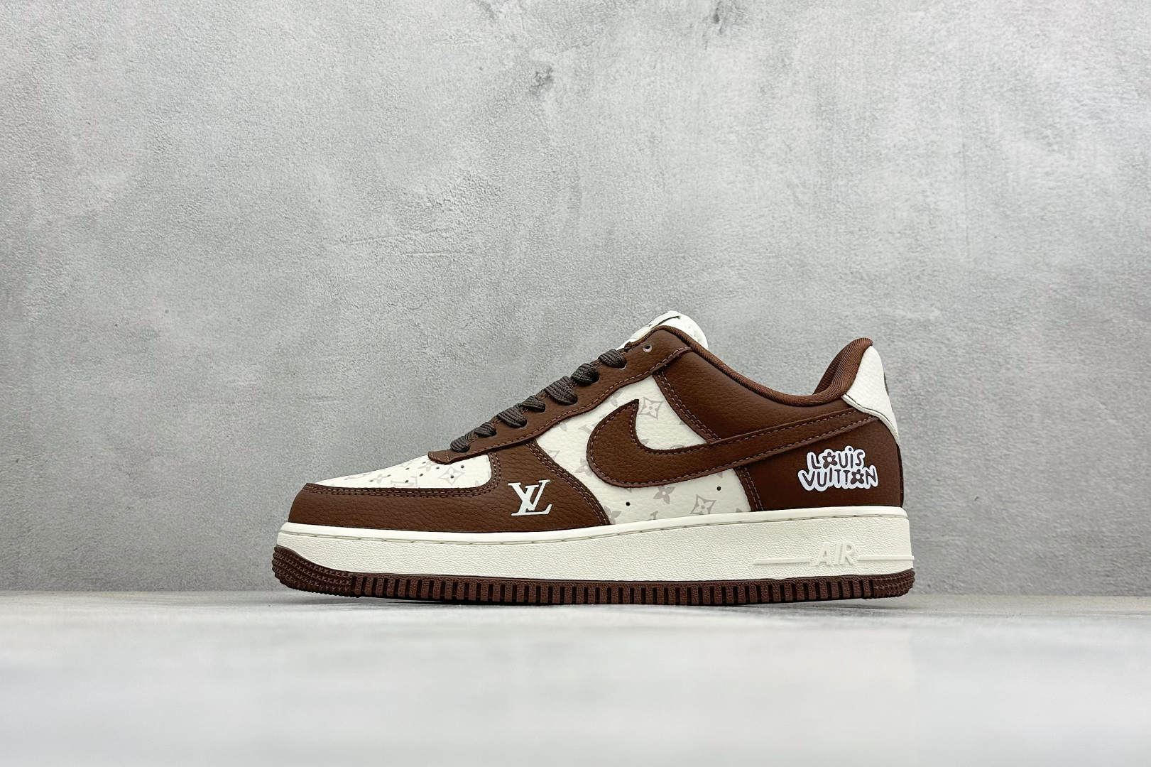 SC版Nike Air Force 1’07 Low 联名 棕酪印花 空军一号低帮休闲板鞋 DF0188-127