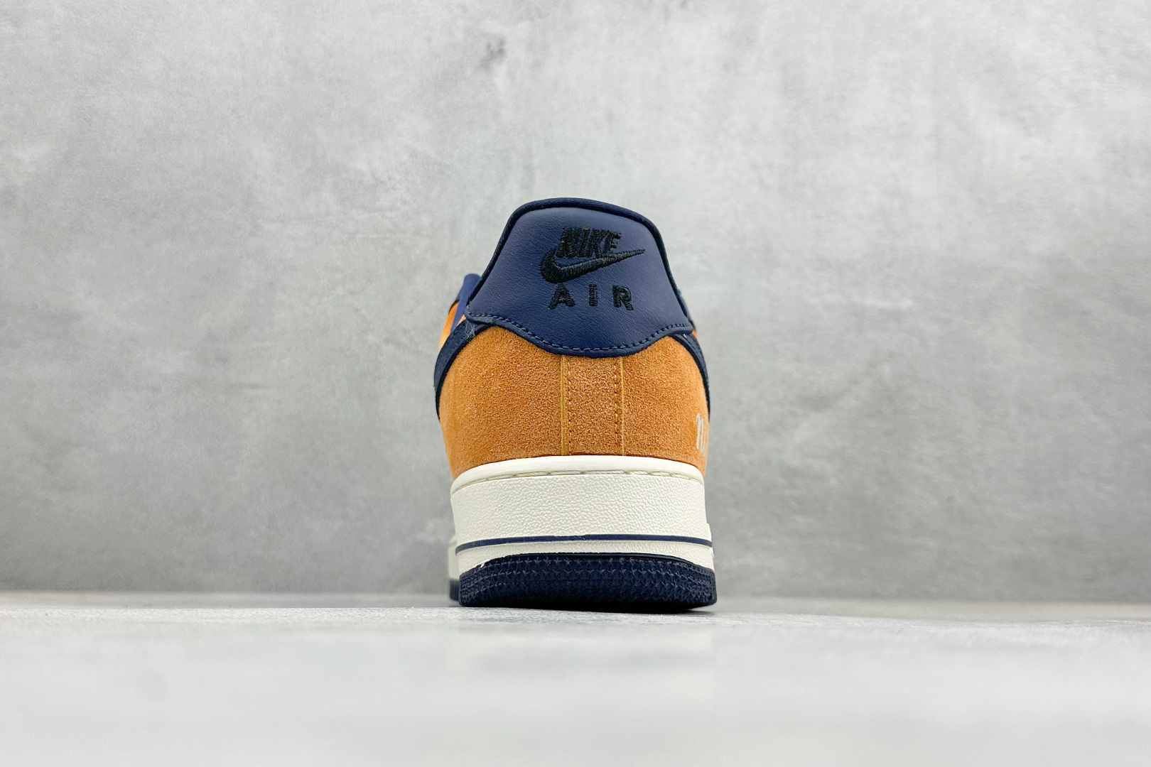 260 SC版Nike Air Force 1'07 Low 野林橙蓝 空军一号低帮休闲板鞋 DF0188-124-Chinese UA Cheap High Quatity Brand Clothes Bags handbags Sneakers wholesale wholesaler seller from China Factory suppliers Fashion Clothing Shoes best Quality Beautiful Price 260 SC版Nike Air Force 1'07 Low 野林橙蓝 空军一号低帮休闲板鞋 DF0188-124