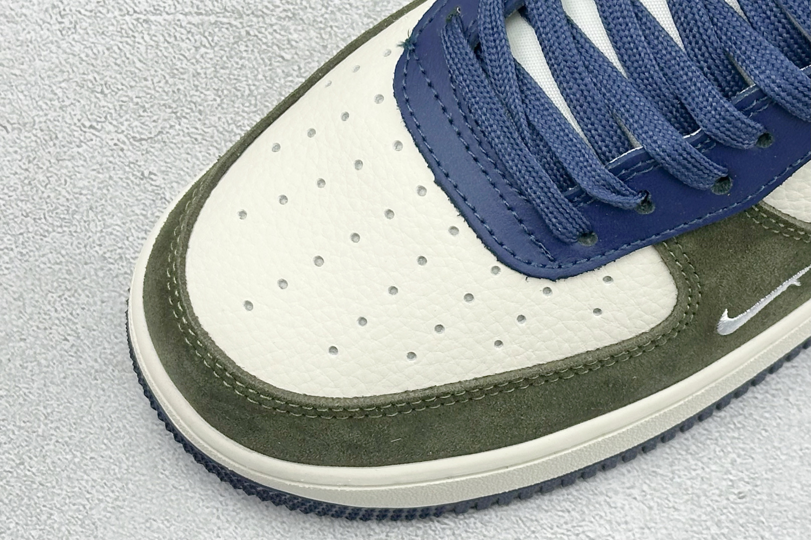 260 SC版Nike Air Force 1'07 Low 野林橙蓝 空军一号低帮休闲板鞋 DF0188-124-Chinese UA Cheap High Quatity Brand Clothes Bags handbags Sneakers wholesale wholesaler seller from China Factory suppliers Fashion Clothing Shoes best Quality Beautiful Price 260 SC版Nike Air Force 1'07 Low 野林橙蓝 空军一号低帮休闲板鞋 DF0188-124