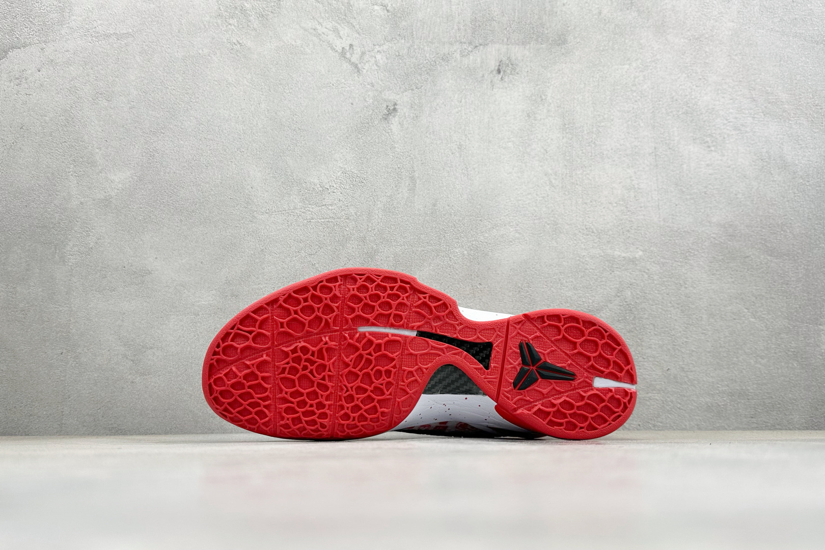 360 Nike Zoom Kobe VI 马年限定 CNY新年款 耐克 科比6代系列 低帮复刻实战运动低帮文化篮球鞋 CW2190-040