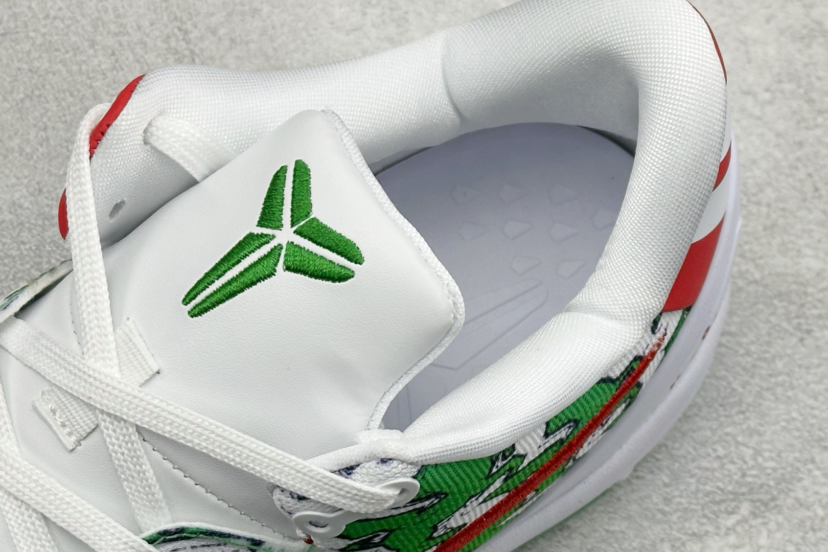 360 Nike Kobe 8 Protro 马年限定萌马涂鸦曼巴战靴 HF2793-021-Chinese UA Cheap High Quatity Brand Clothes Bags handbags Sneakers wholesale wholesaler seller from China Factory suppliers Fashion Clothing Shoes best Quality Beautiful Price 360 Nike Kobe 8 Protro 马年限定萌马涂鸦曼巴战靴 HF2793-021