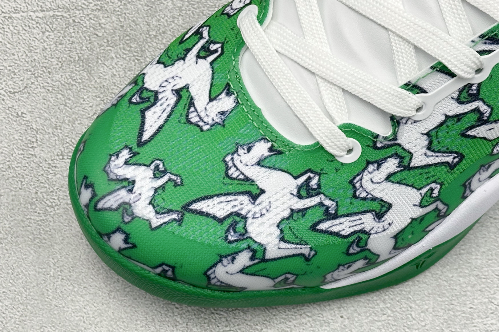 360 Nike Kobe 8 Protro 马年限定萌马涂鸦曼巴战靴 HF2793-021-Chinese UA Cheap High Quatity Brand Clothes Bags handbags Sneakers wholesale wholesaler seller from China Factory suppliers Fashion Clothing Shoes best Quality Beautiful Price 360 Nike Kobe 8 Protro 马年限定萌马涂鸦曼巴战靴 HF2793-021