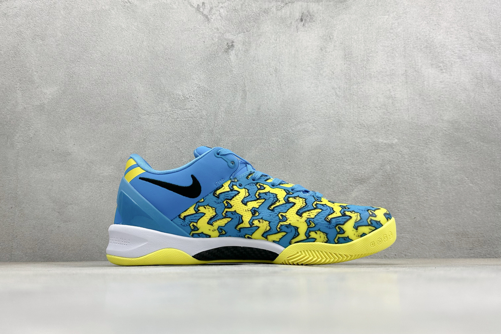 Nike Kobe 8 Protro 马年限定萌马涂鸦曼巴战靴 HF2793-022