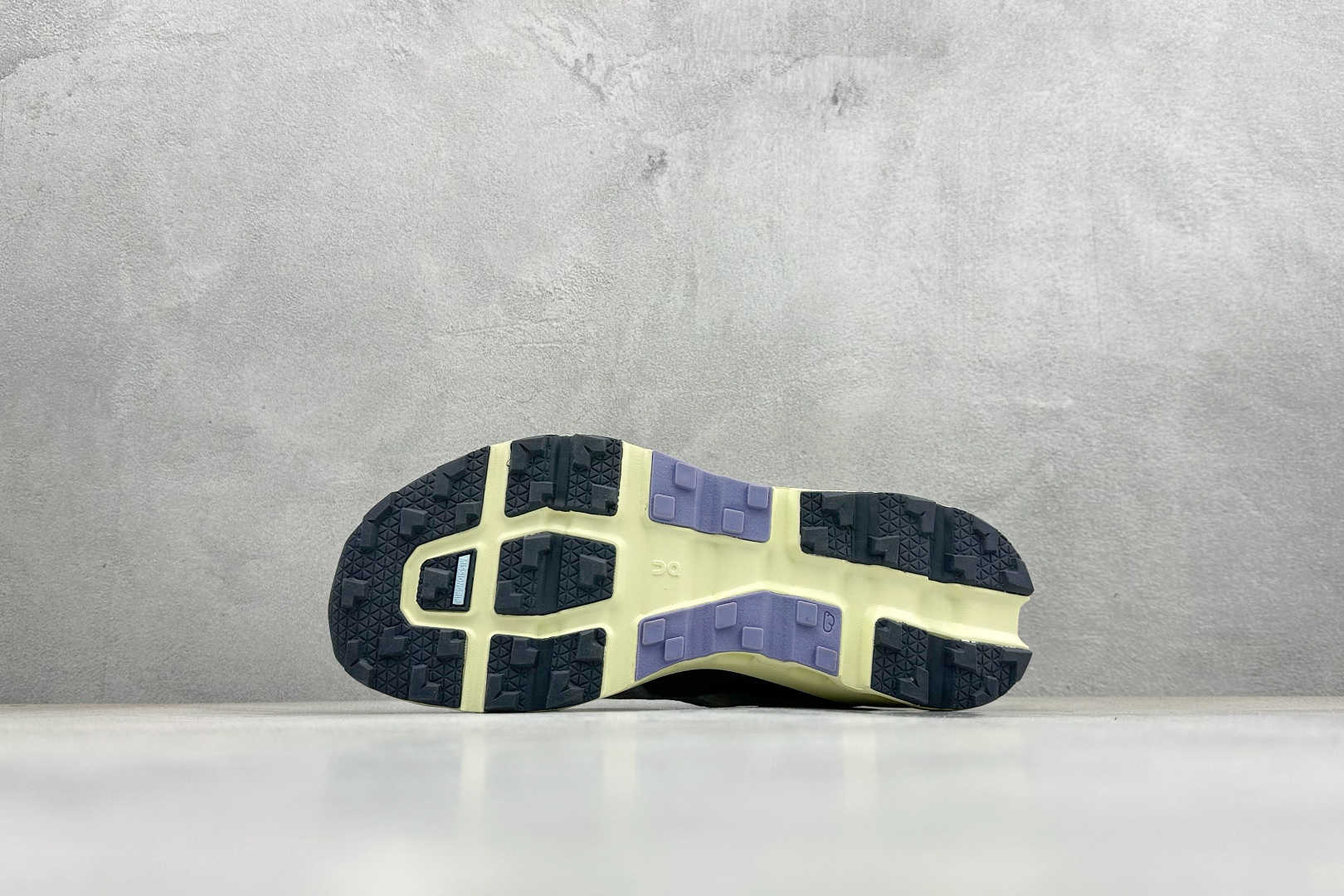 On昂跑Cloudtilt 2 联名轻量运动休闲跑鞋 3ME3011-Top High Quatity Cheap Sneakers Fashion Clothing Clothes Bags handbags Shoes of all Brand wholesale With The best Quality And Beautiful Price from China Factory Chinese suppliers wholesaler seller On昂跑Cloudtilt 2 联名轻量运动休闲跑鞋 3ME3011