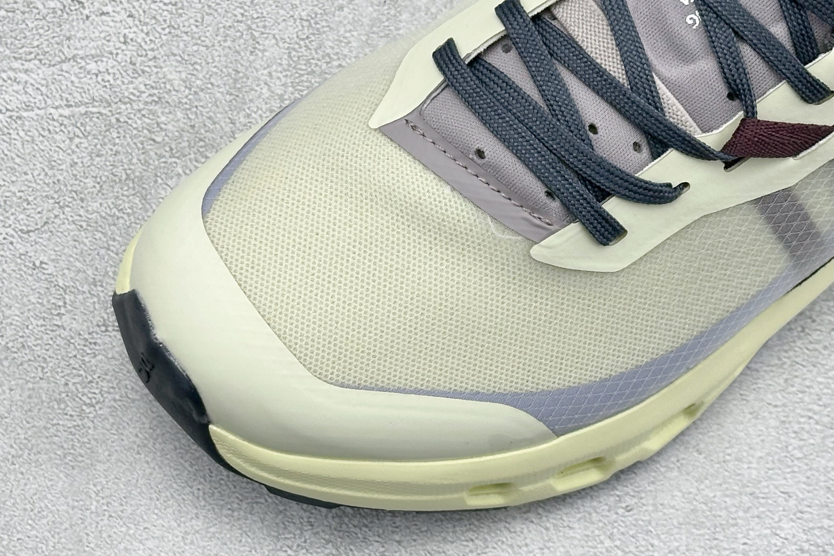 On昂跑Cloudtilt 2 联名轻量运动休闲跑鞋 3ME3011-Top High Quatity Cheap Sneakers Fashion Clothing Clothes Bags handbags Shoes of all Brand wholesale With The best Quality And Beautiful Price from China Factory Chinese suppliers wholesaler seller On昂跑Cloudtilt 2 联名轻量运动休闲跑鞋 3ME3011