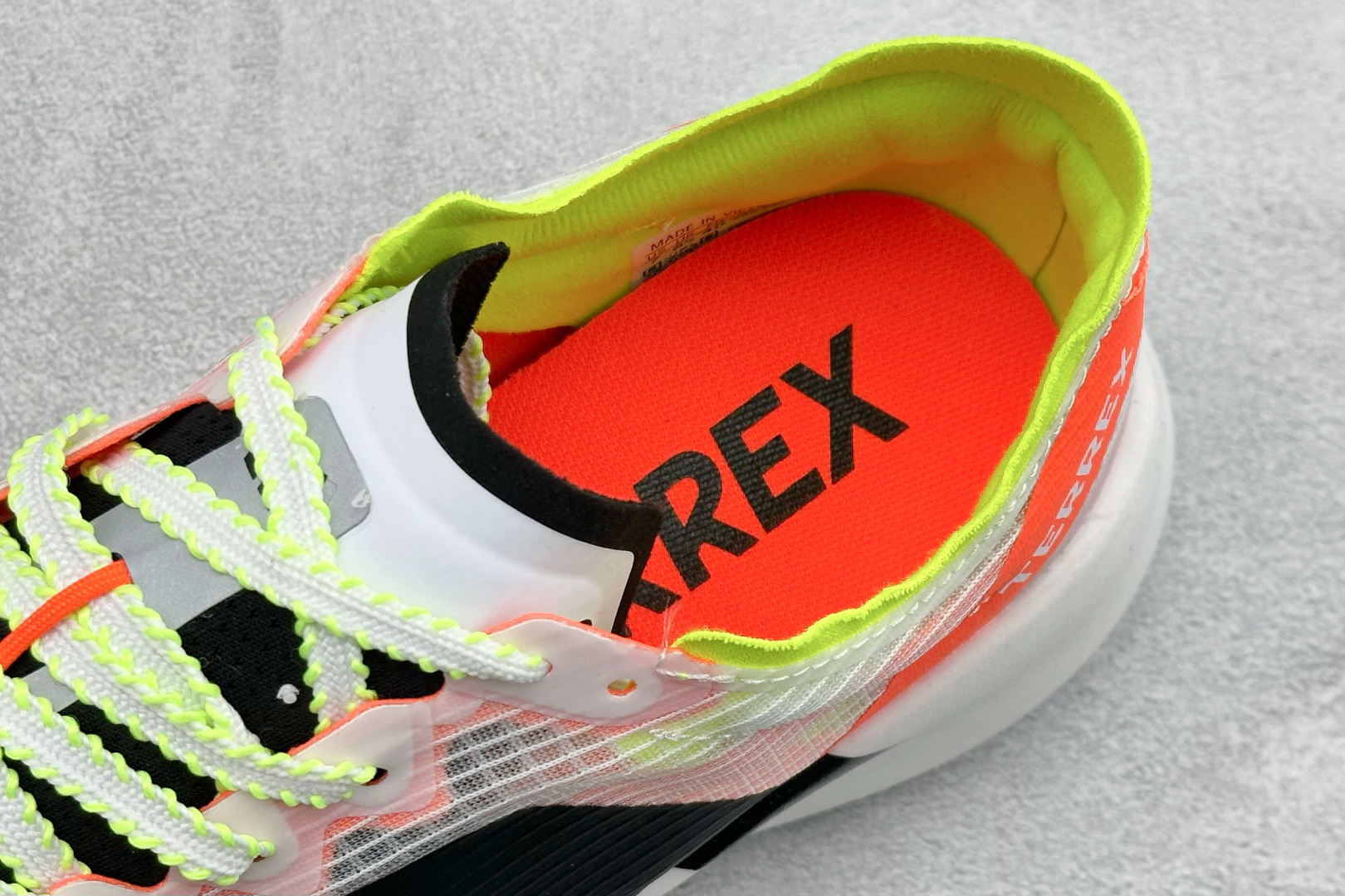 Adidas Terrex Agravic Speedult 2 阿迪超轻透气缓震跑鞋 JS3537 Adidas Terrex Agravic Speedult 2 阿迪超轻透气缓震跑鞋 JS3537
