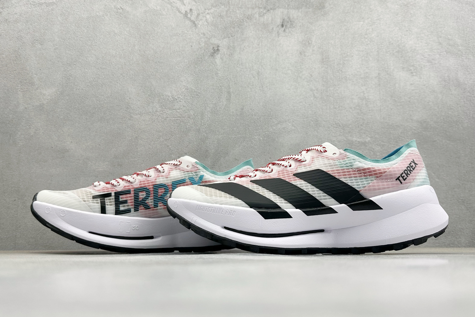 Adidas Terrex Agravic Speedult 2 阿迪超轻透气缓震跑鞋 JS3561