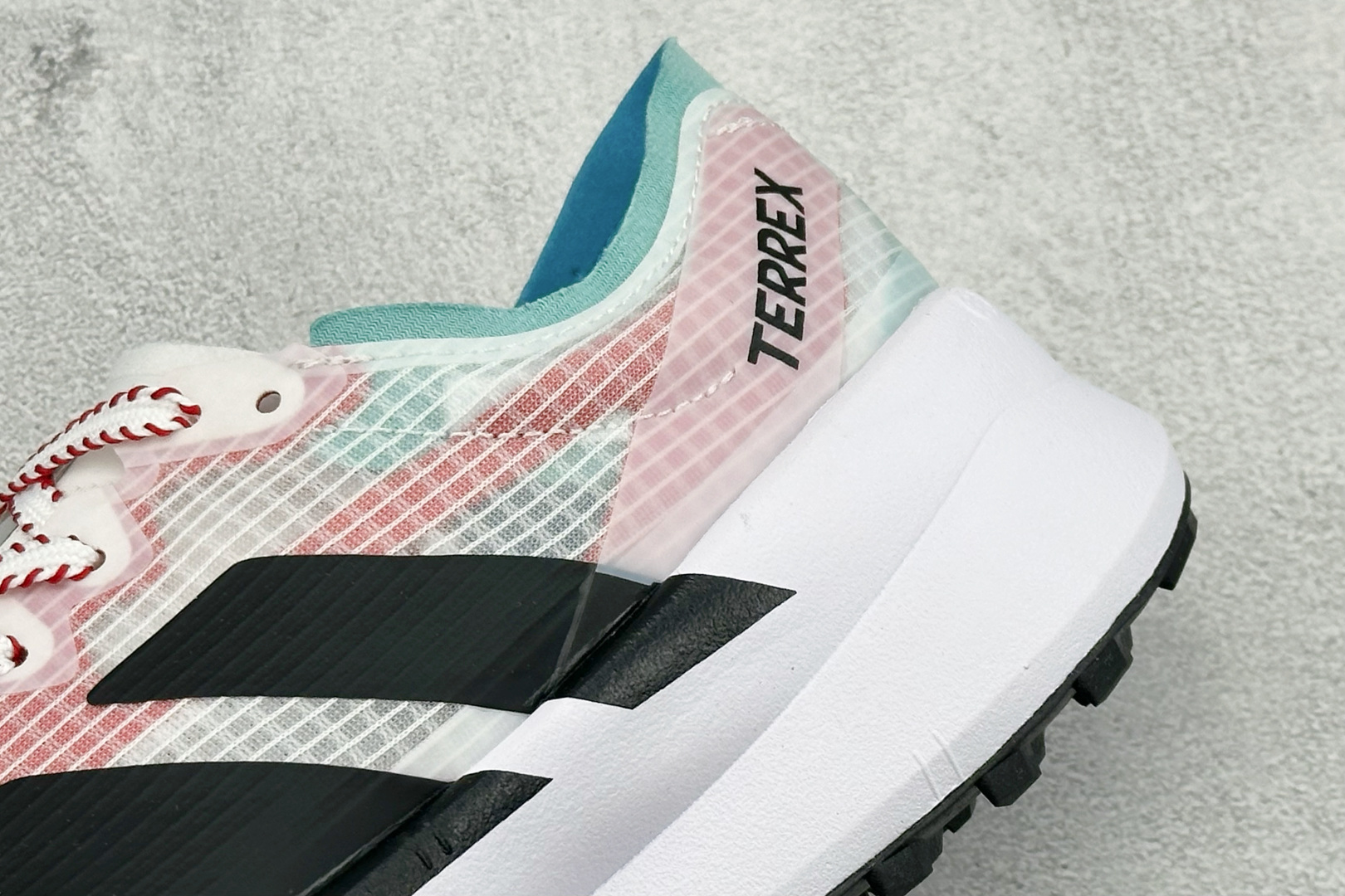 Adidas Terrex Agravic Speedult 2 阿迪超轻透气缓震跑鞋 JS3561