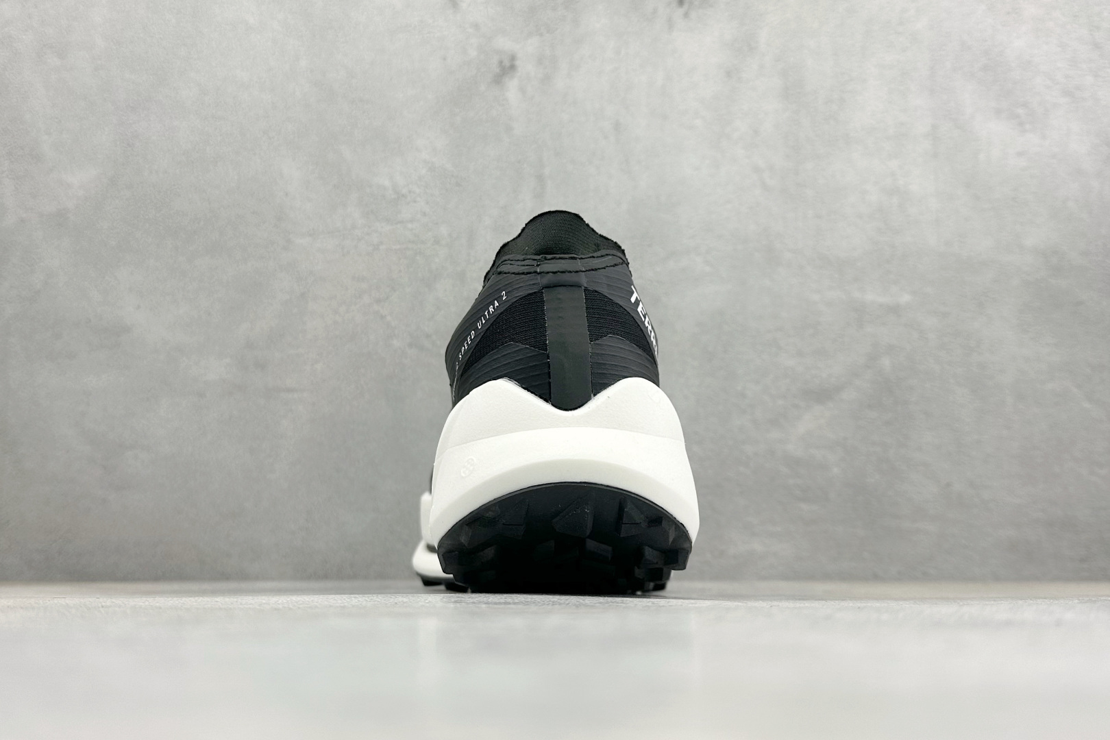 Adidas Terrex Agravic Speedult 2 阿迪超轻透气缓震跑鞋 JS3570-Top High Quatity Cheap Sneakers Fashion Clothing Clothes Bags handbags Shoes of all Brand wholesale With The best Quality And Beautiful Price from China Factory Chinese suppliers wholesaler seller Adidas Terrex Agravic Speedult 2 阿迪超轻透气缓震跑鞋 JS3570