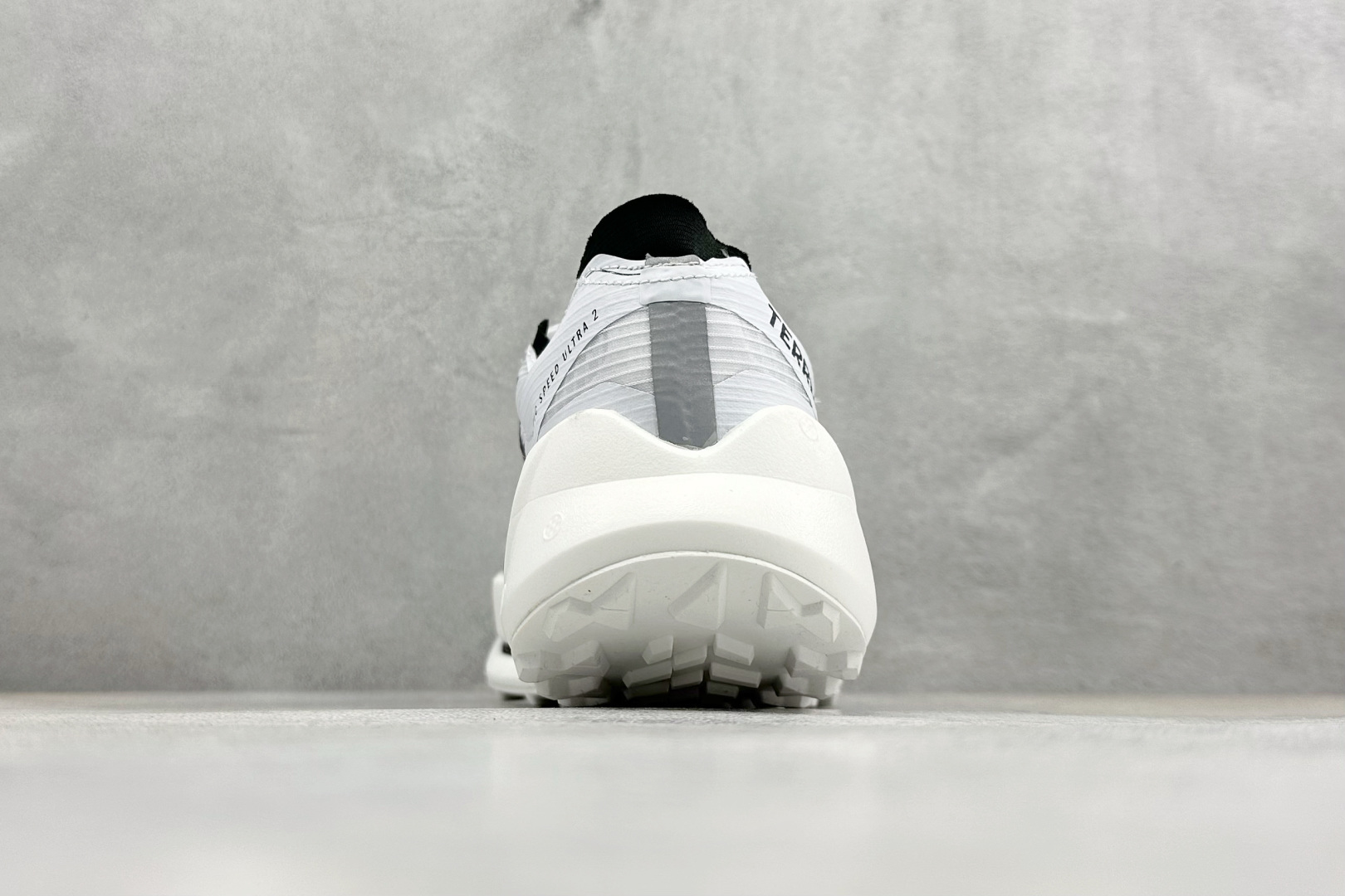 Adidas Terrex Agravic Speedult 2 阿迪超轻透气缓震跑鞋 穿孔气垫 JS3546