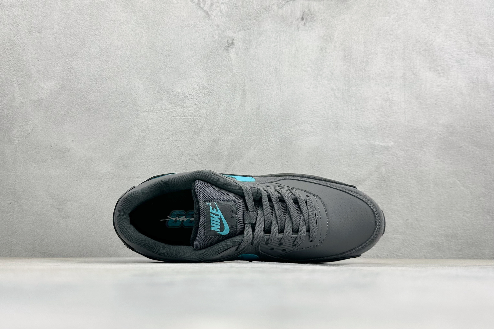 NIke Air Max 90小气垫运动鞋 融合经典设计线条和丰富材质 IF0670-002-Top High Quatity Cheap Sneakers Fashion Clothing Clothes Bags handbags Shoes of all Brand wholesale With The best Quality And Beautiful Price from China Factory Chinese suppliers wholesaler seller NIke Air Max 90小气垫运动鞋 融合经典设计线条和丰富材质 IF0670-002