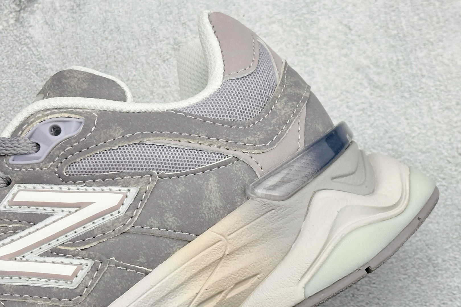 New Balance 9060系列 新百伦 复古休闲运动慢跑鞋 U9060870-Top High Quatity Cheap Sneakers Fashion Clothing Clothes Bags handbags Shoes of all Brand wholesale With The best Quality And Beautiful Price from China Factory Chinese suppliers wholesaler seller New Balance 9060系列 新百伦 复古休闲运动慢跑鞋 U9060870