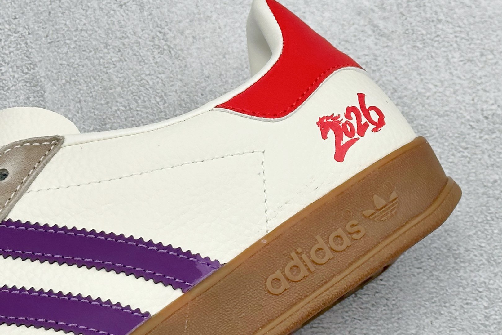 马年新款海外定制限量发售 Adidas Originals GAZELLE INDOOR“马年联名限定-紫韵红运” ZH2597