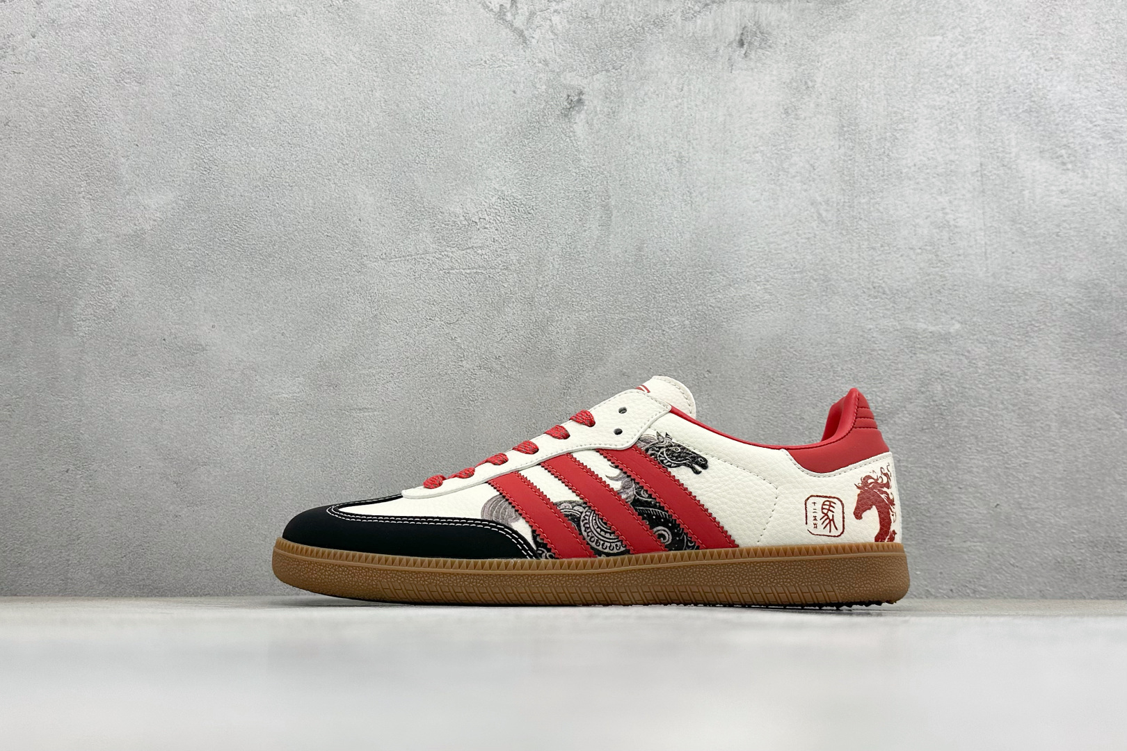 240 马年新款海外定制限量发售 Adidas Originals SAMBA OG“马年联名限定-朱红奔马” LX0910-Chinese UA Cheap High Quatity Brand Clothes Bags handbags Sneakers wholesale wholesaler seller from China Factory suppliers Fashion Clothing Shoes best Quality Beautiful Price 240 马年新款海外定制限量发售 Adidas Originals SAMBA OG“马年联名限定-朱红奔马” LX0910