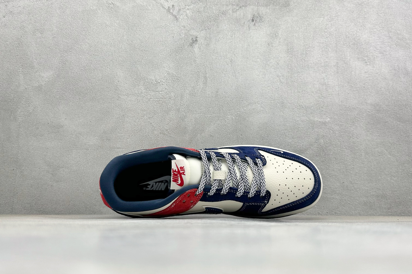 Nike Dunk Low Retro 马年限定 周年高端定制 低帮休闲板鞋 DN3168-028 Nike Dunk Low Retro 马年限定 周年高端定制 低帮休闲板鞋 DN3168-028